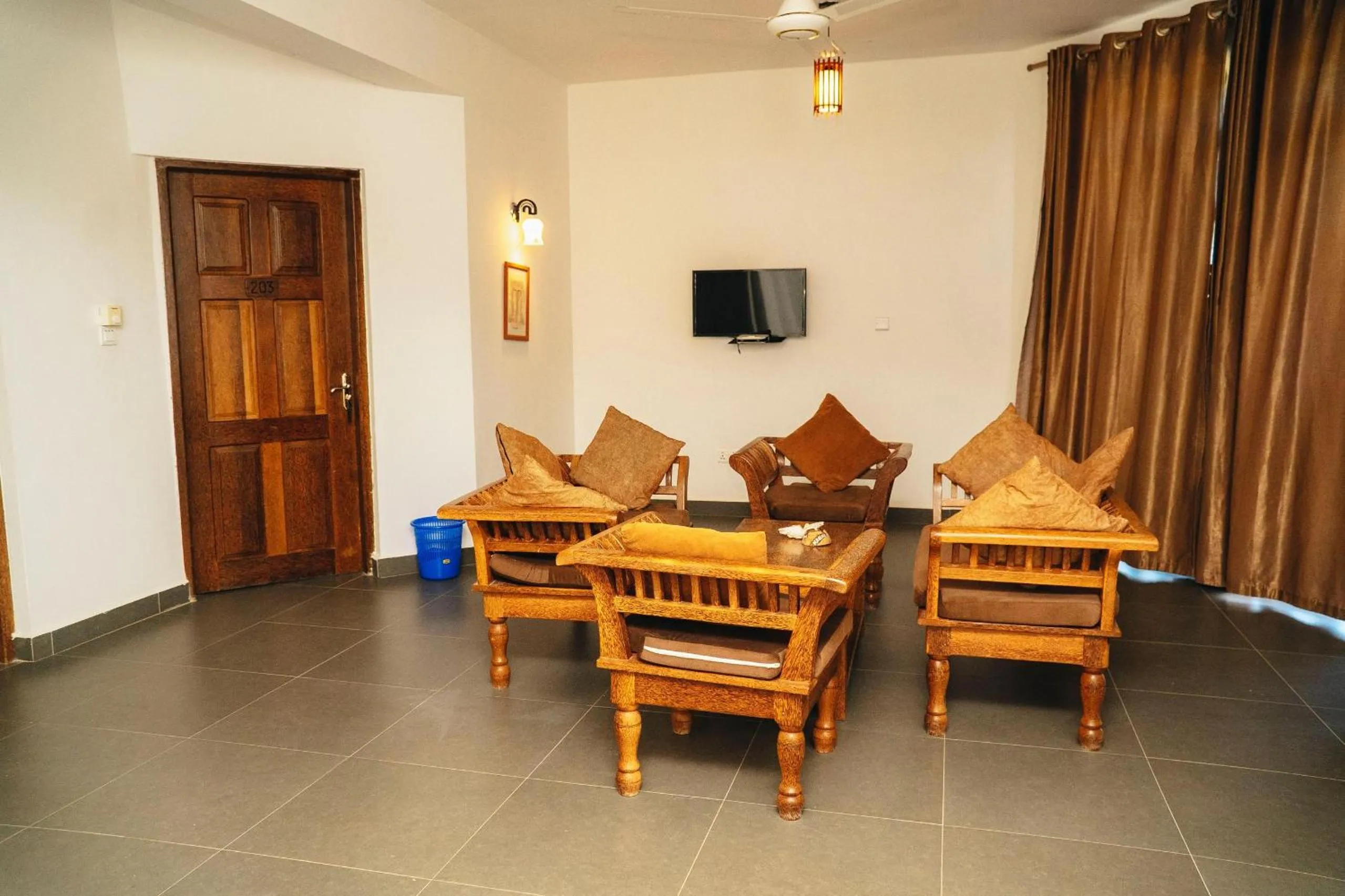 Seating area in Zanoceanique Hotel