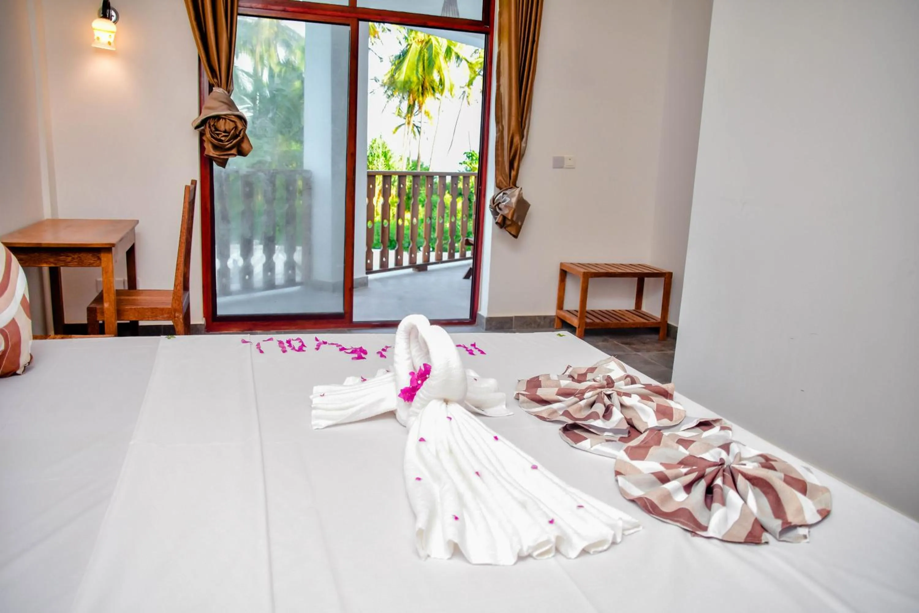 Bed in Zanoceanique Hotel