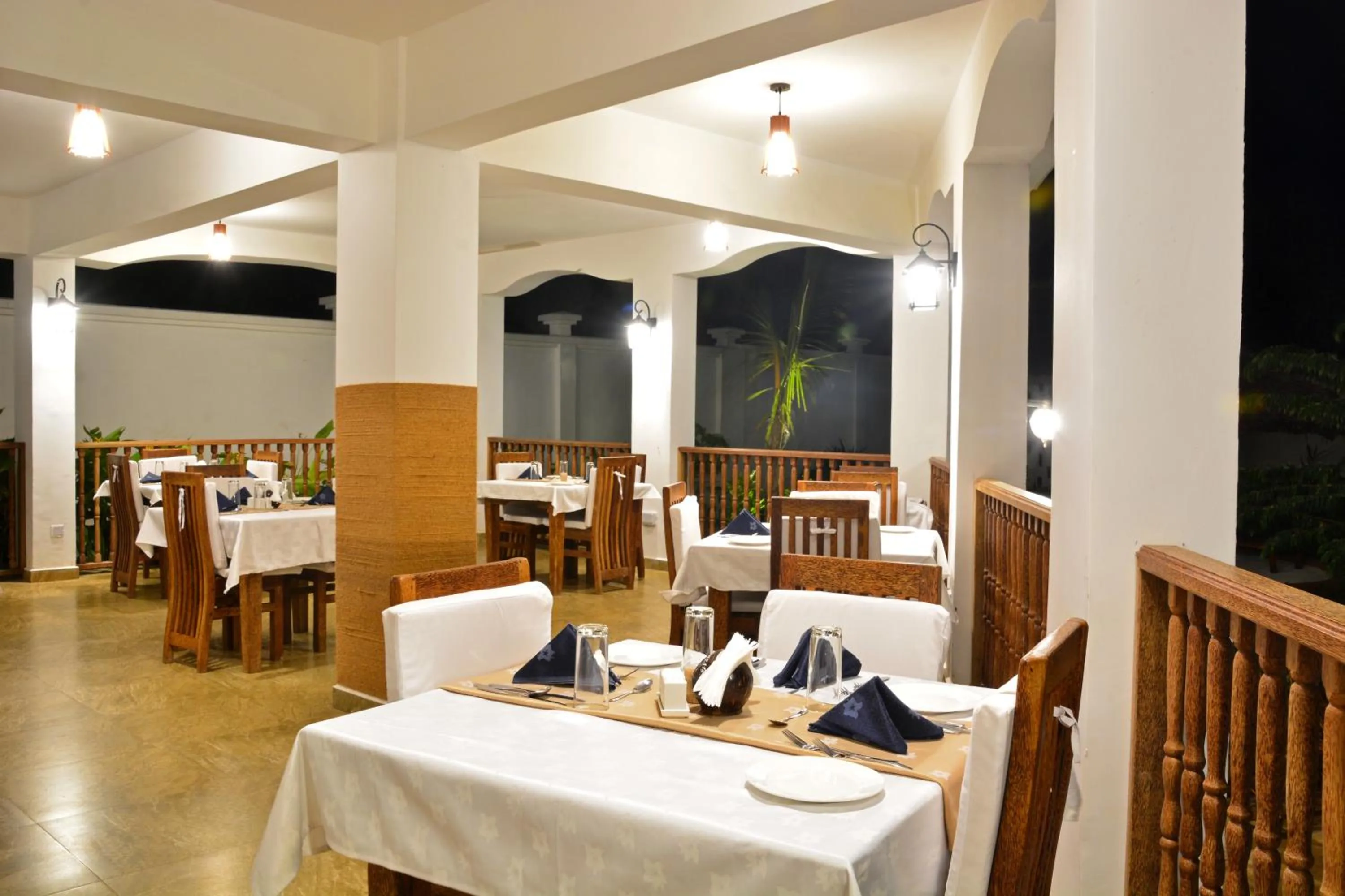Restaurant/places to eat in Zanoceanique Hotel