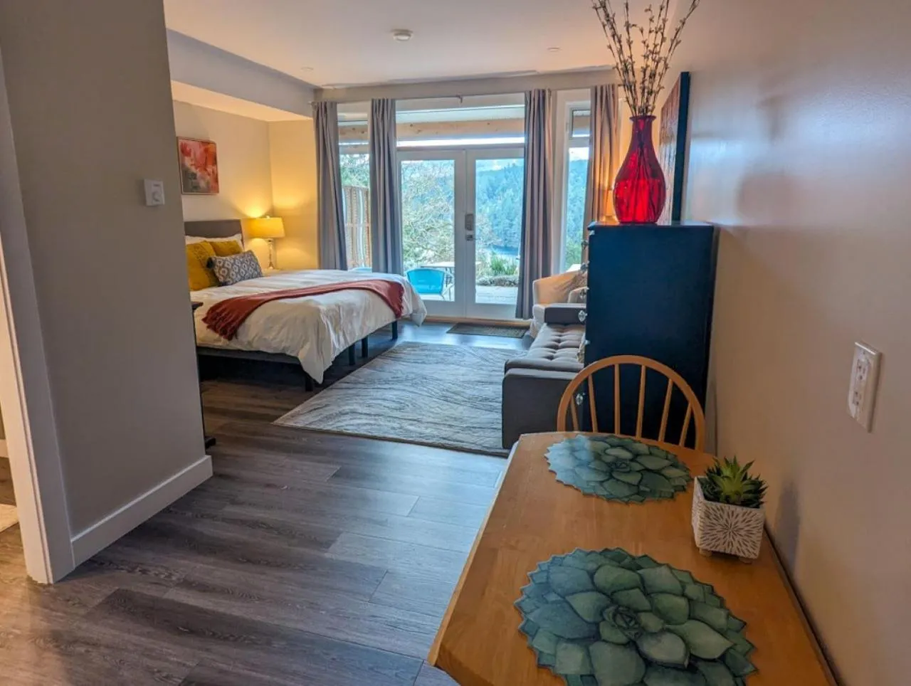 Photo of the whole room, Bed in Maple Rise Guesthouse