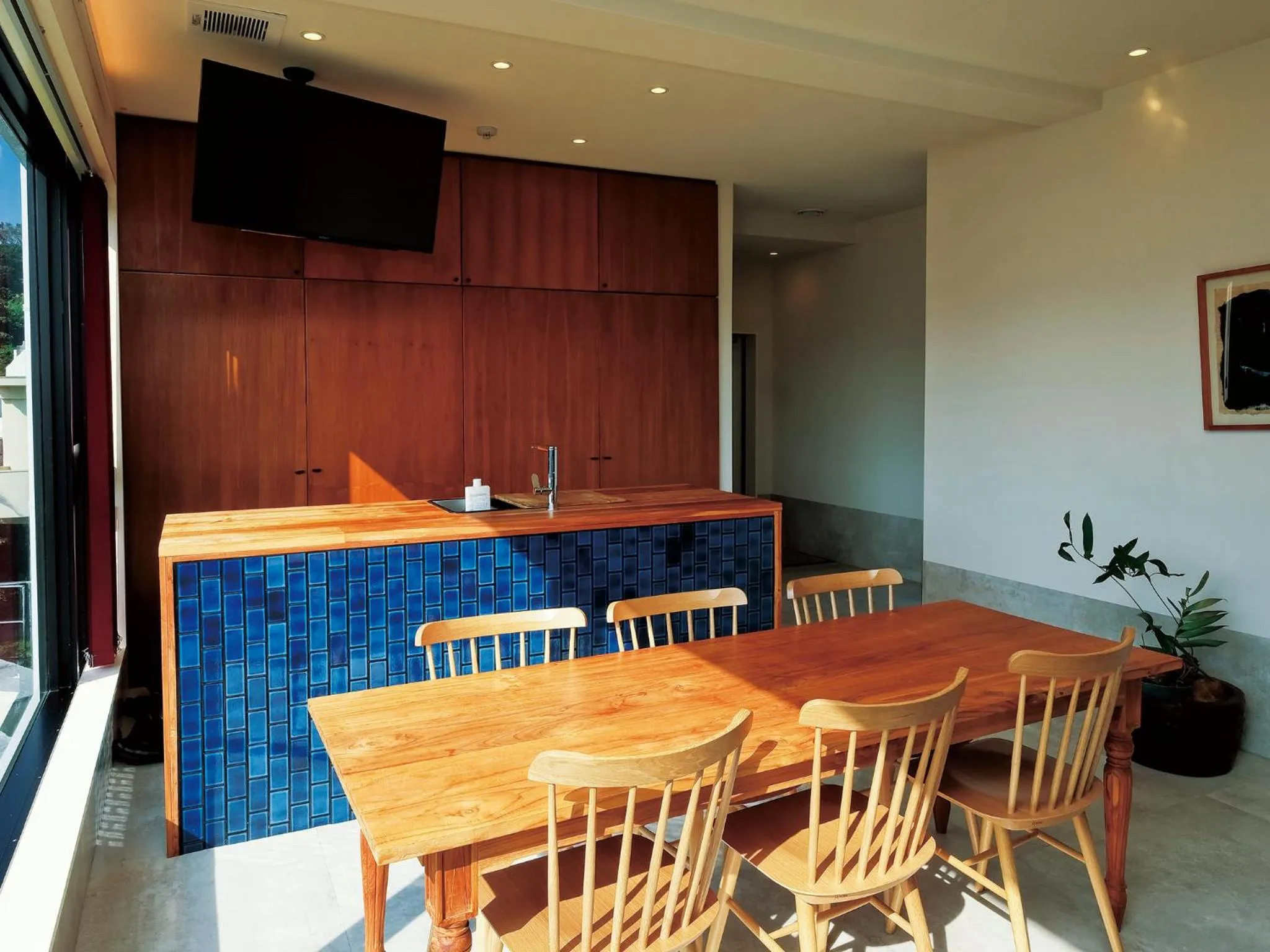 Dining area in CHULAX OKINAWA YOMITAN【Designer Condominium Hotel】