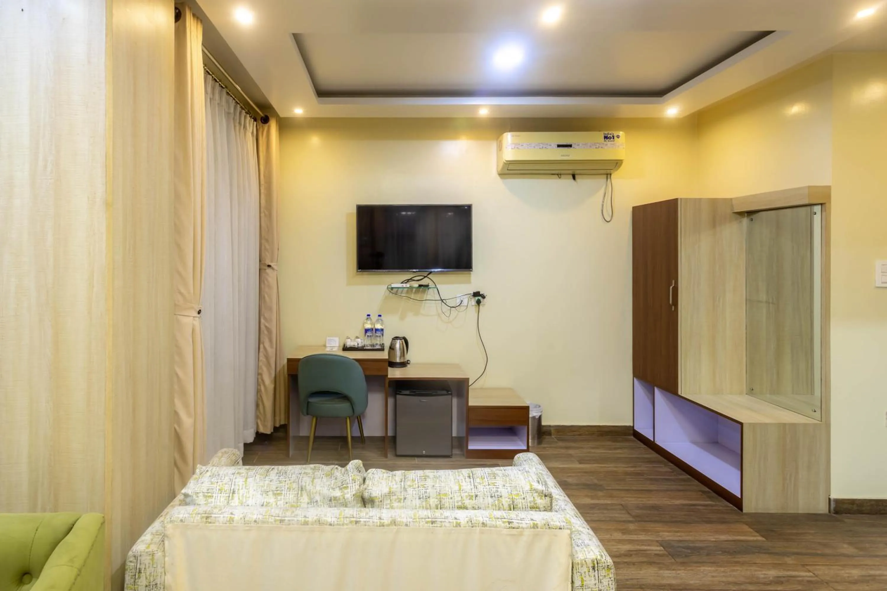 TV and multimedia in The SR Hotel