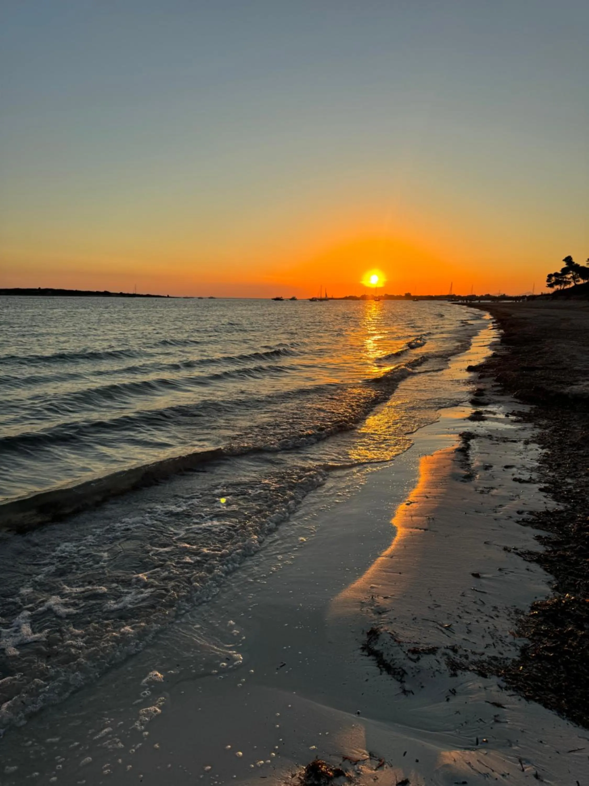 Beach in Villa Piccola by Cassai