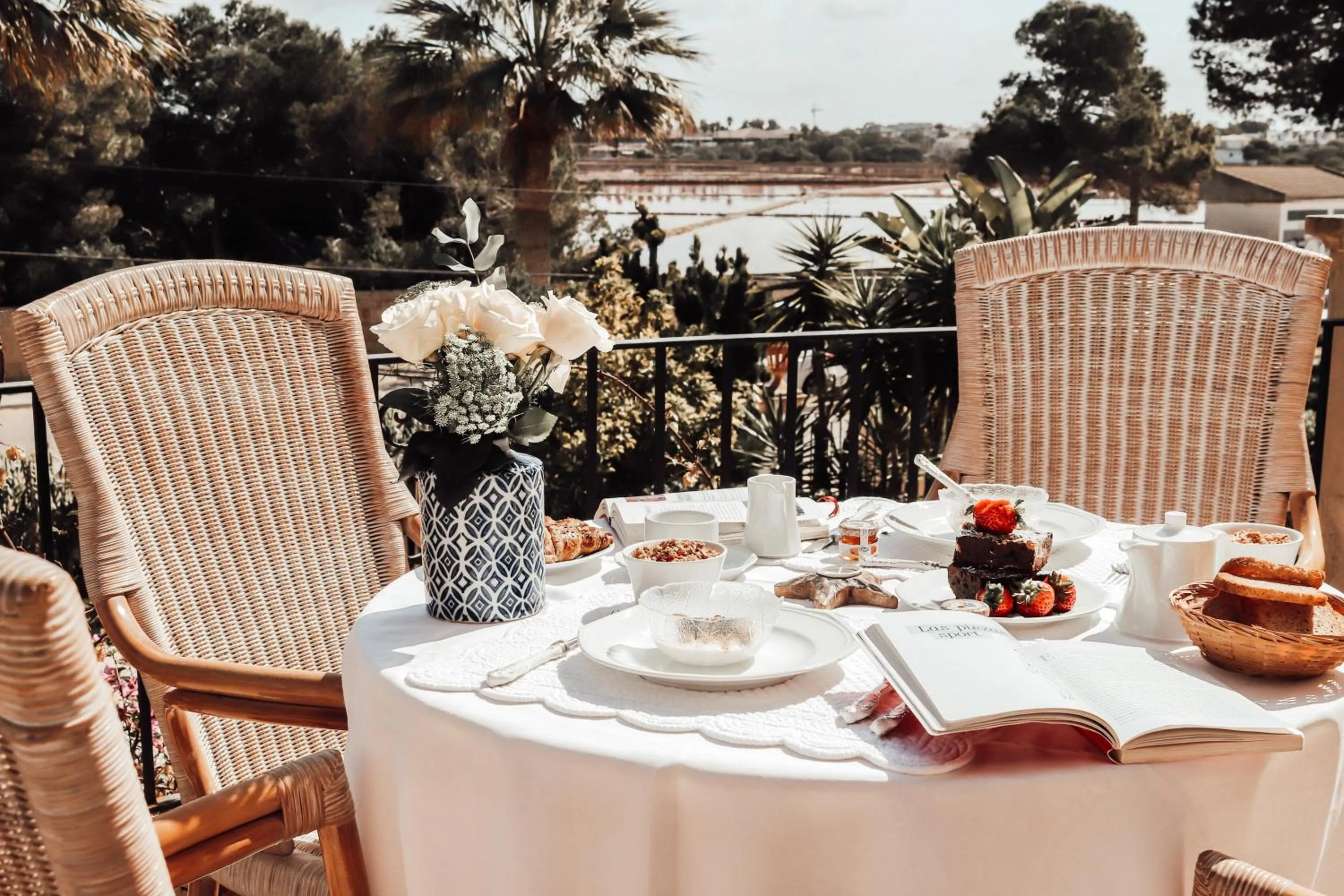 Balcony/Terrace in Villa Piccola by Cassai