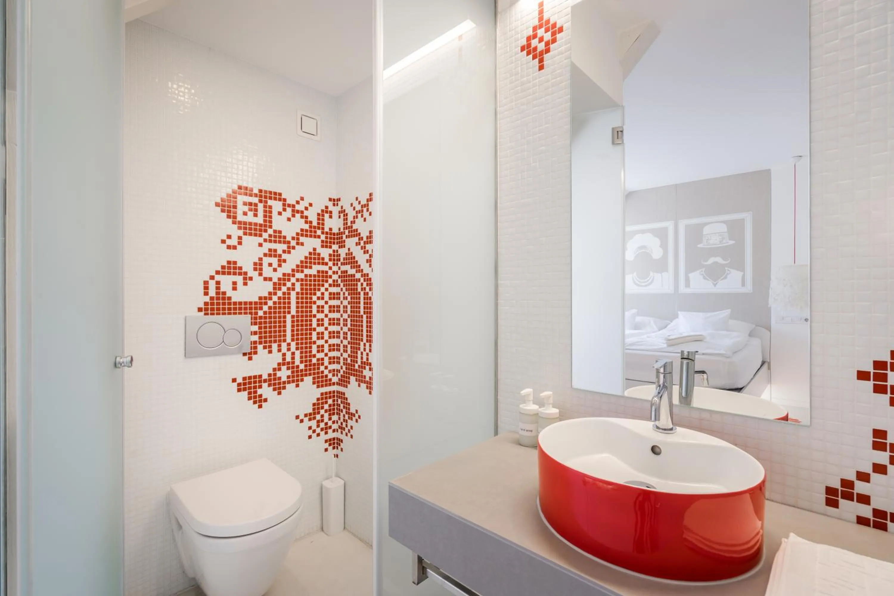 Toilet in Butik Apartments, by BQA