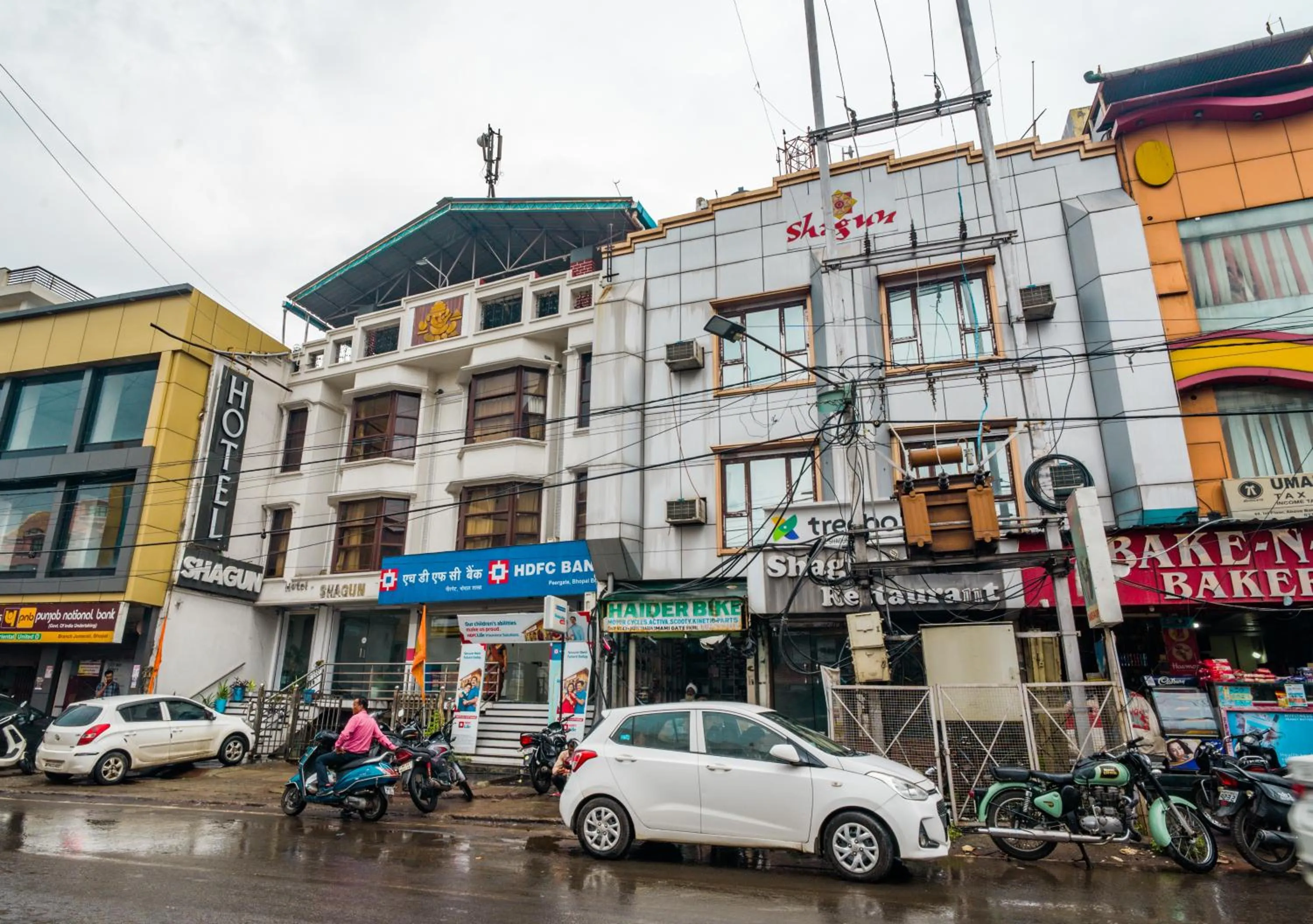 Neighbourhood in Hotel The Shagun