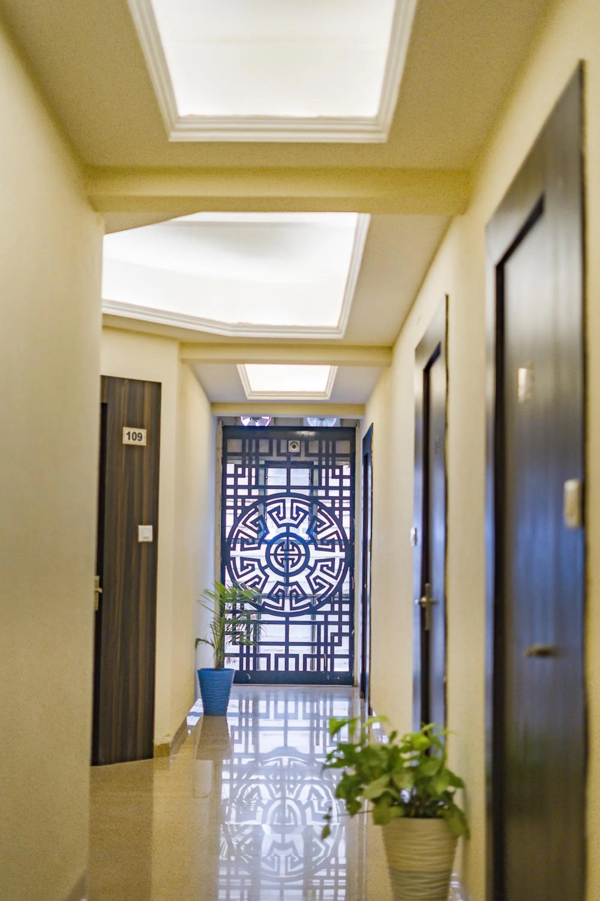 Lobby or reception in Hotel The Shagun