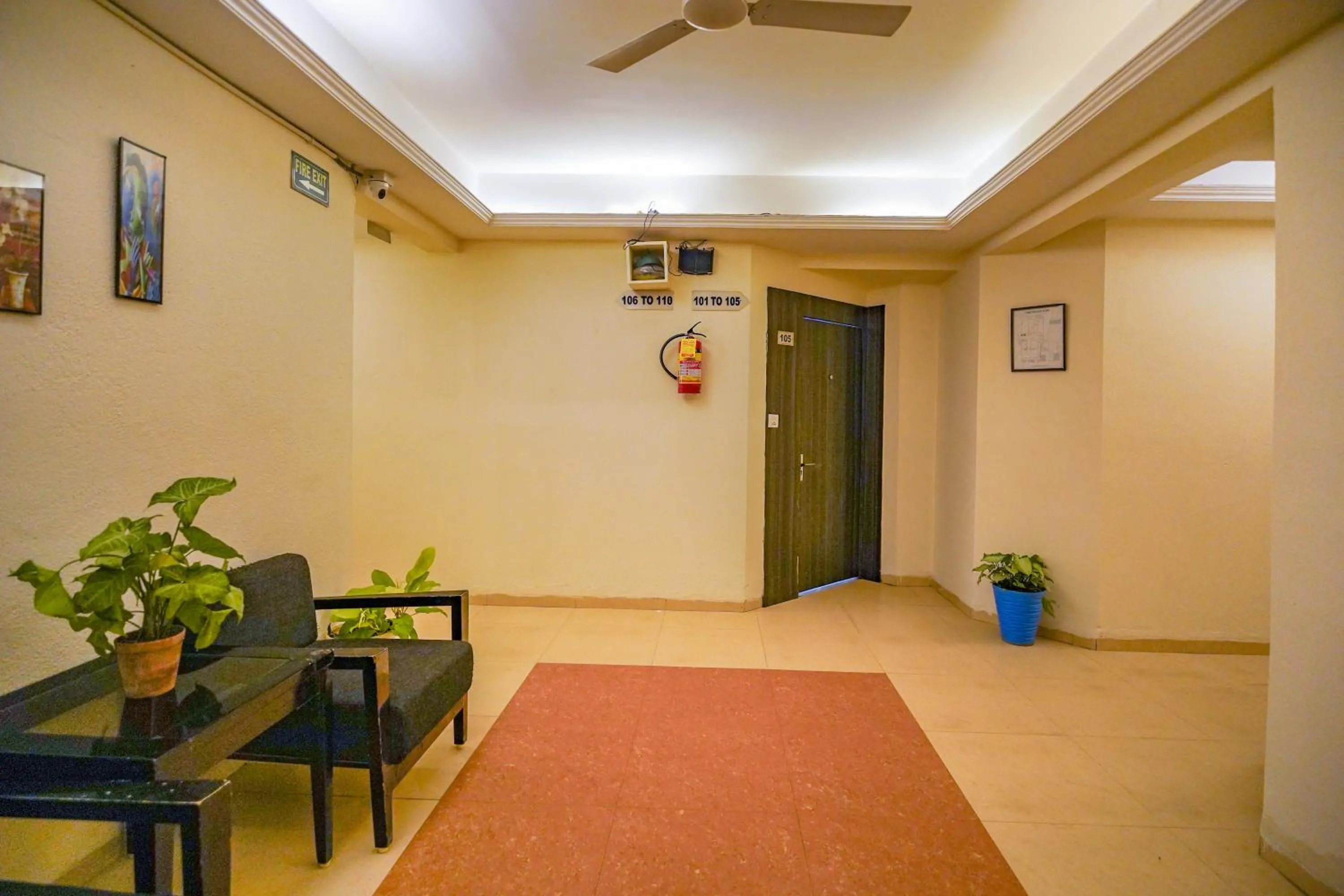 Lobby or reception in Hotel The Shagun