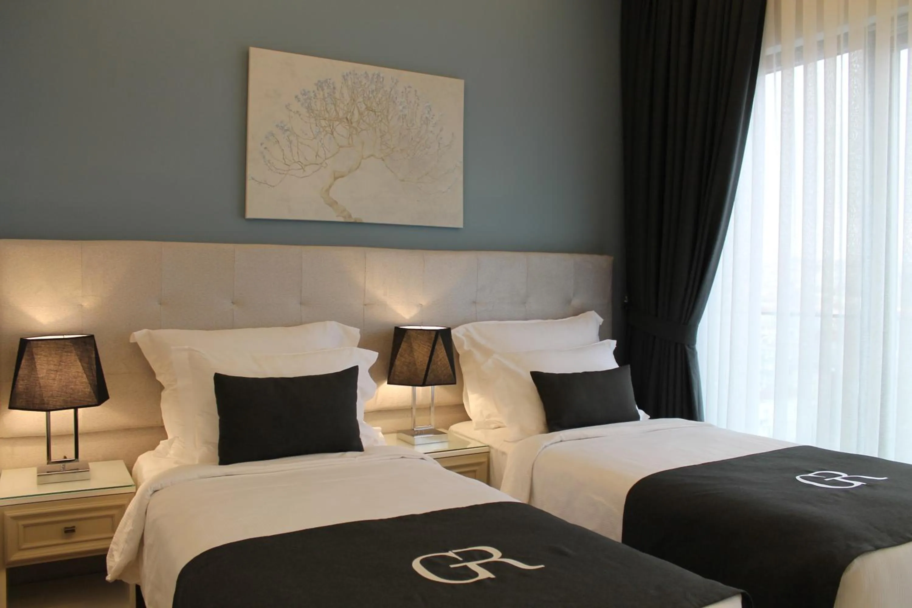 Bedroom, Bed in Garlon Residence