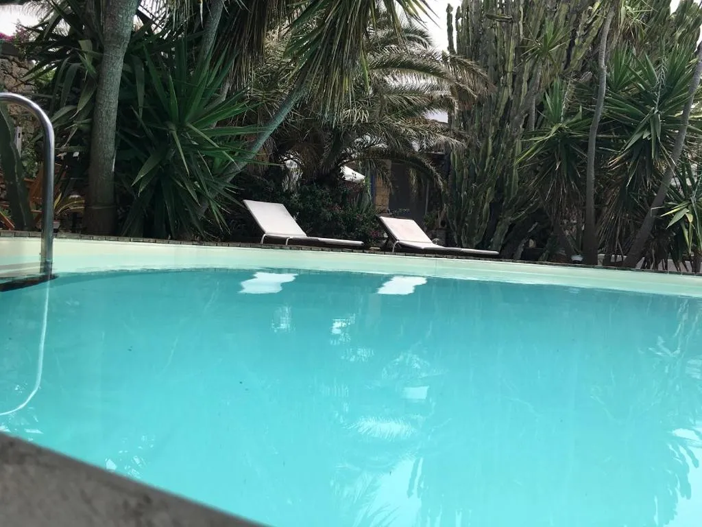 Swimming pool in Cactus b&b Le casette di Marilena