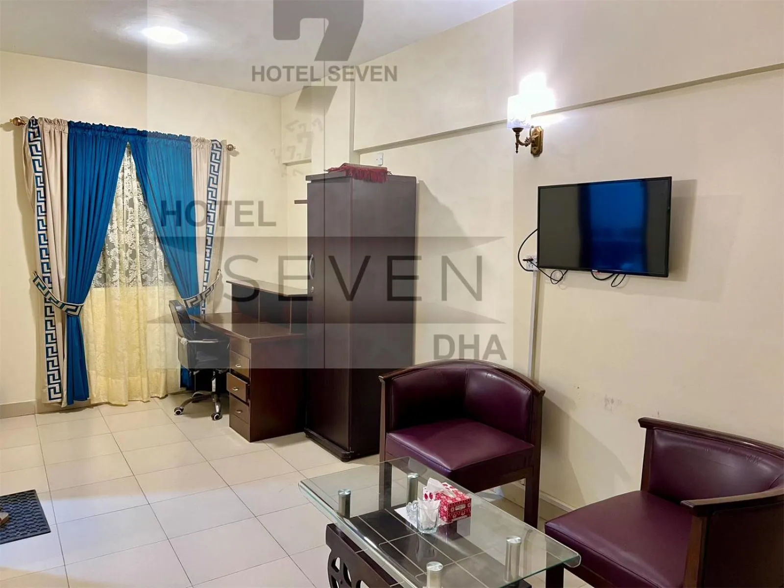 TV and multimedia in Hotel 7 DHA