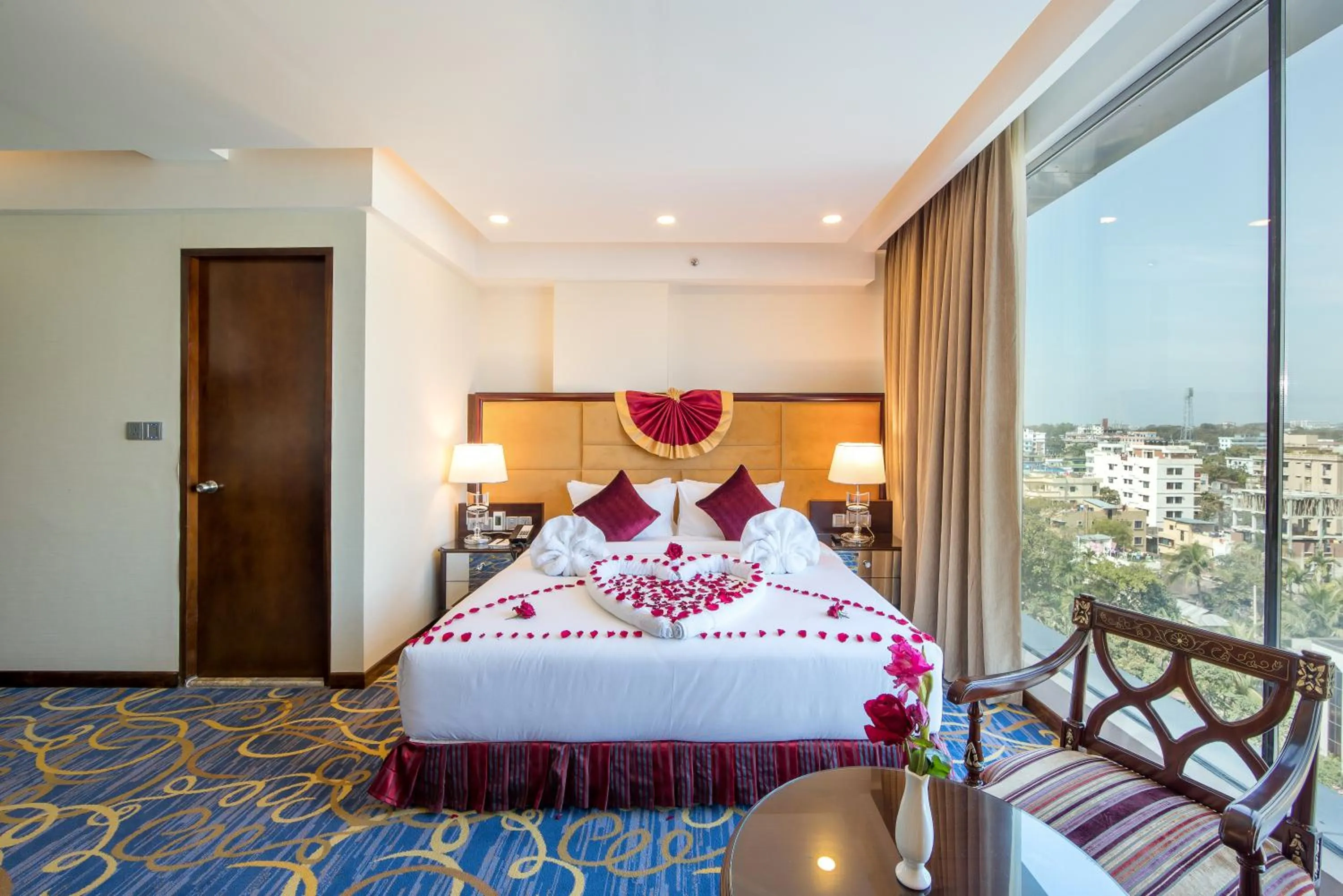 Bed in Grand Palace Hotel & Resort Sylhet