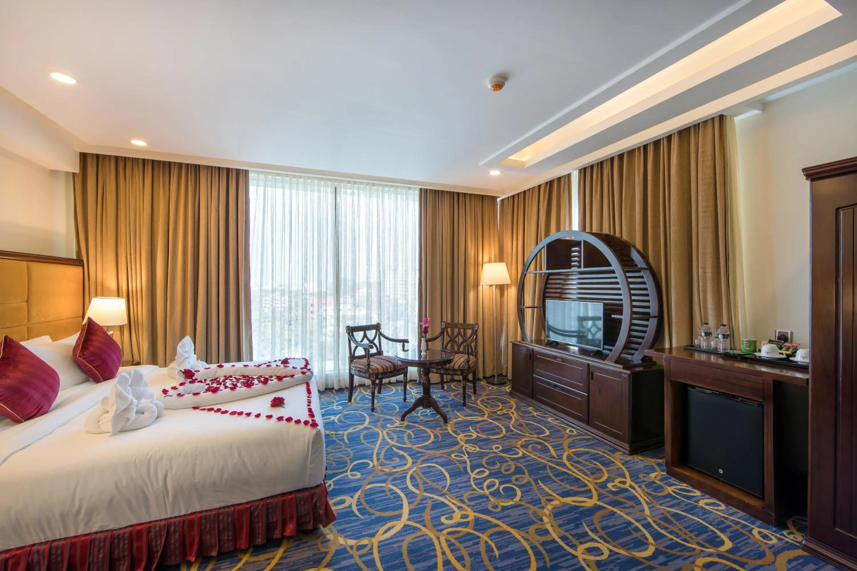 Bed in Grand Palace Hotel & Resort Sylhet