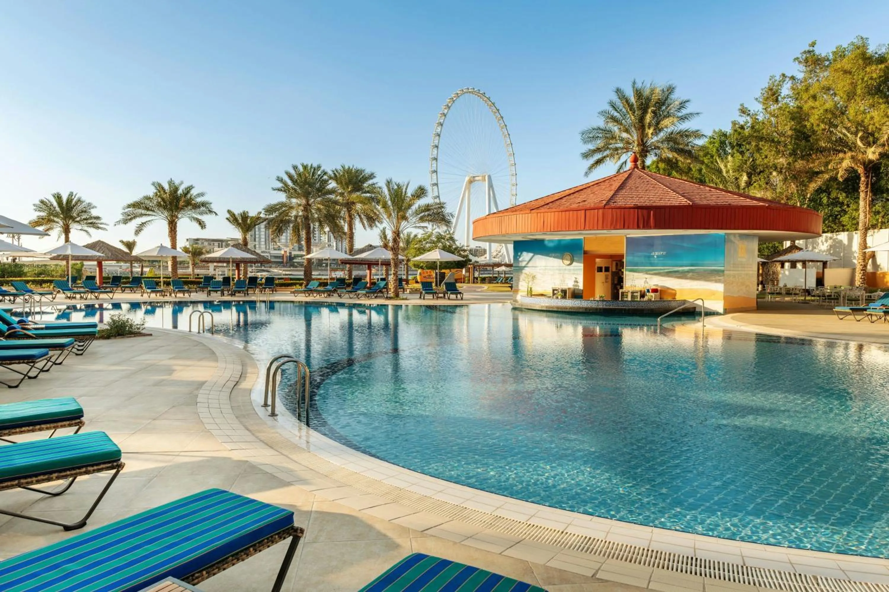 Swimming pool in Sheraton Jumeirah Beach Resort