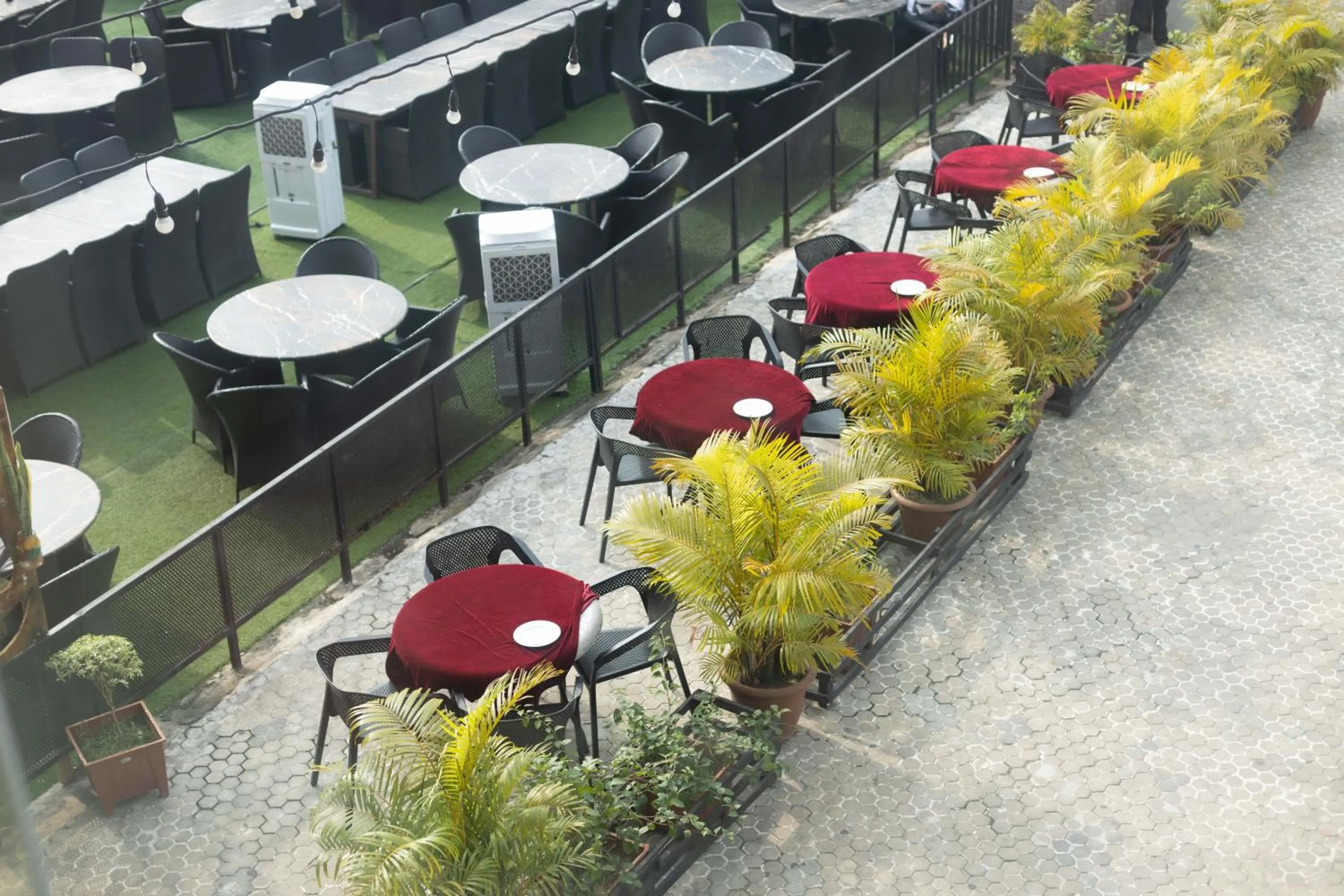 Hotel Kollol by J&Z Group