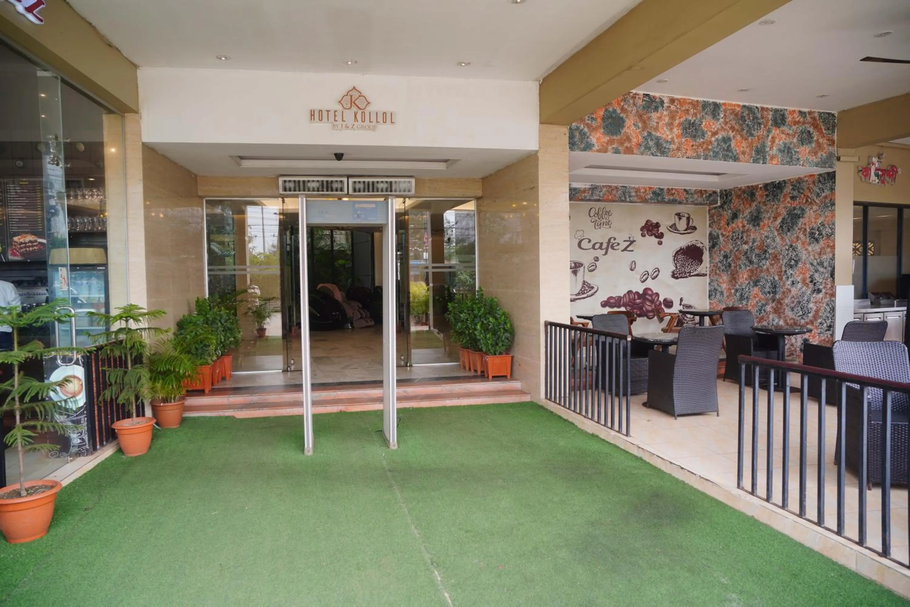 Hotel Kollol by J&Z Group