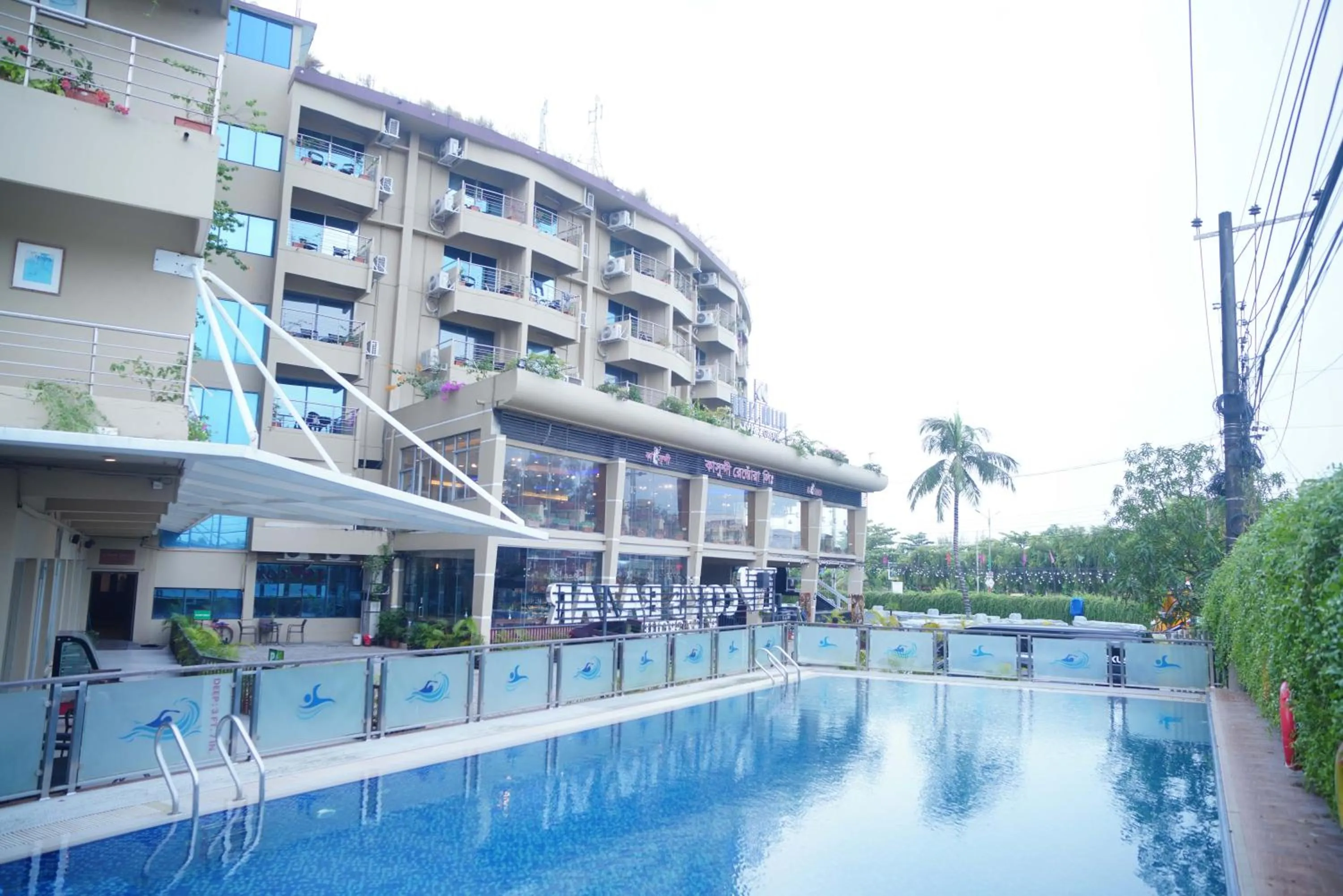 Hotel Kollol by J&Z Group