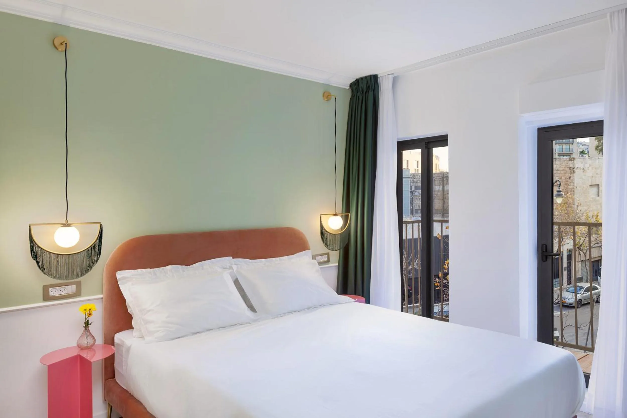 Bed in De Cardo Boutique