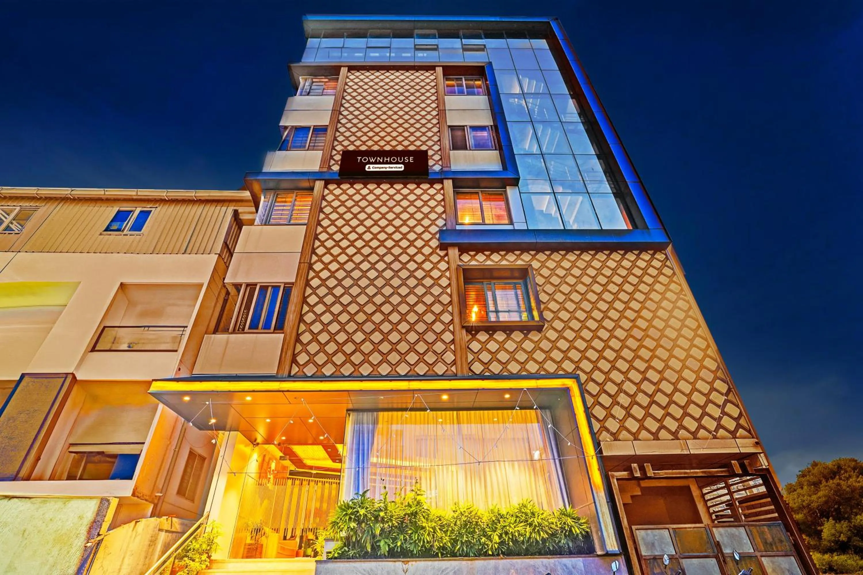 Facade/entrance in Townhouse Indiranagar Formerly Leela Park Domlur
