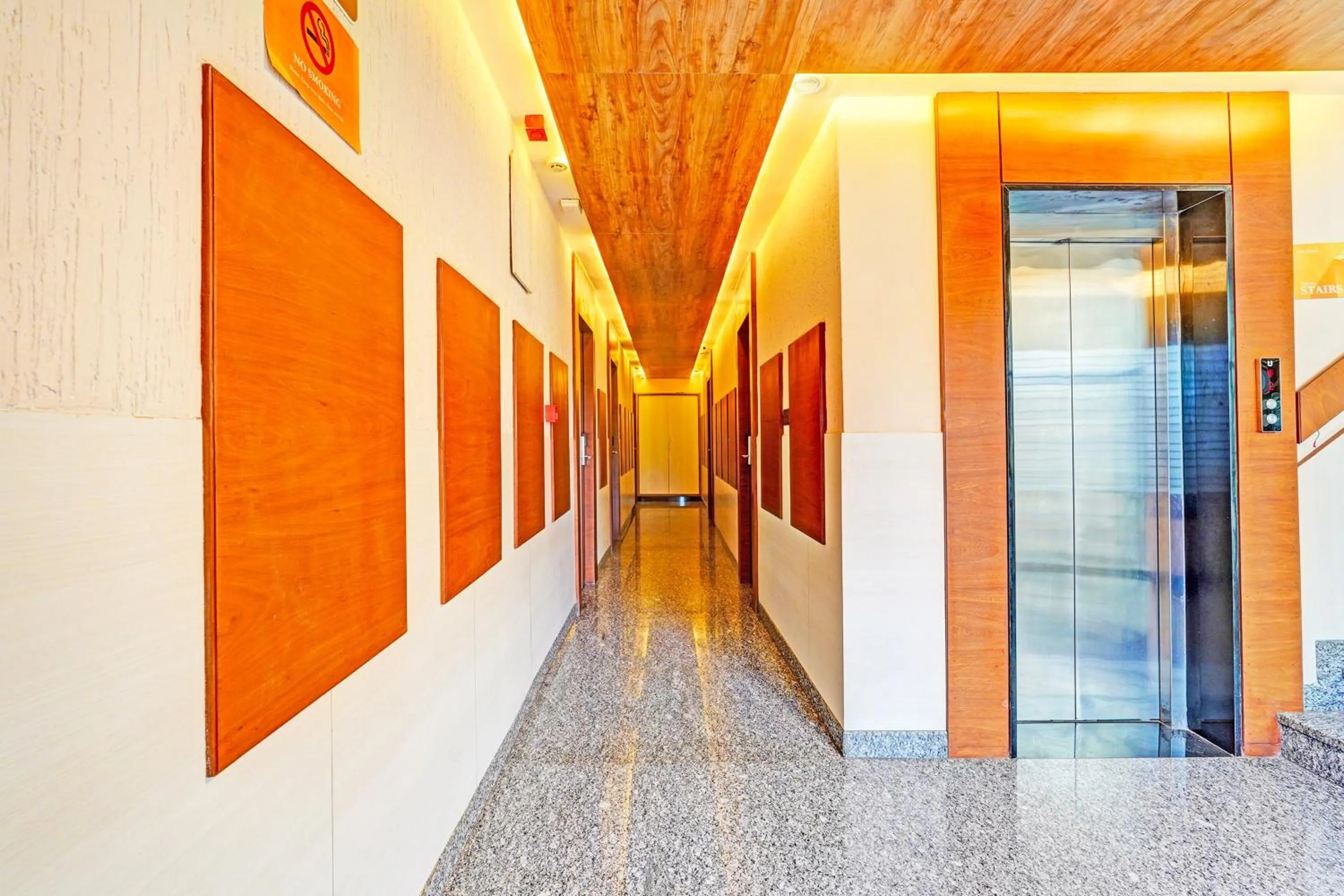 Lobby or reception in Townhouse Indiranagar Formerly Leela Park Domlur