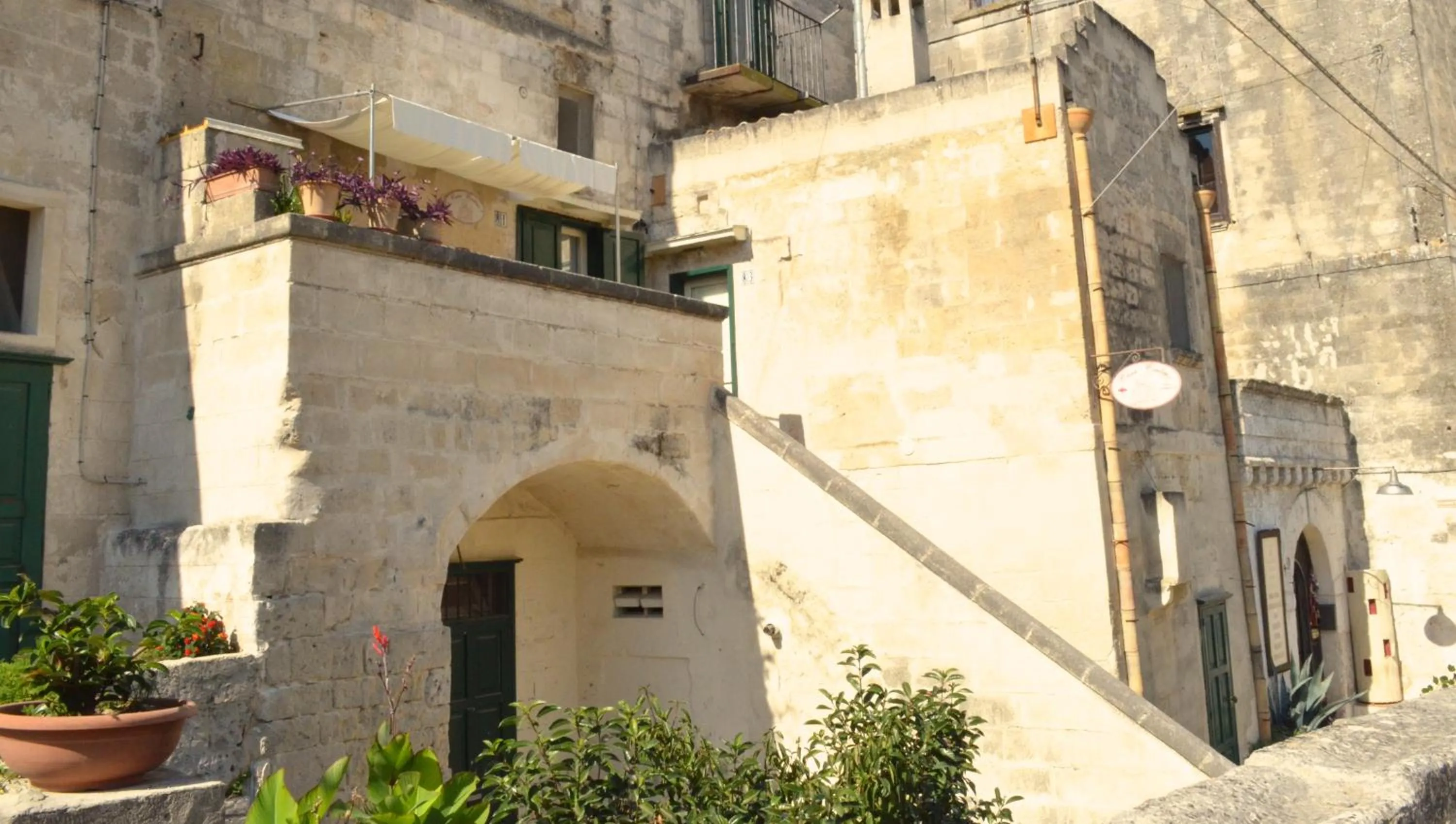 Facade/entrance in Casa Contini