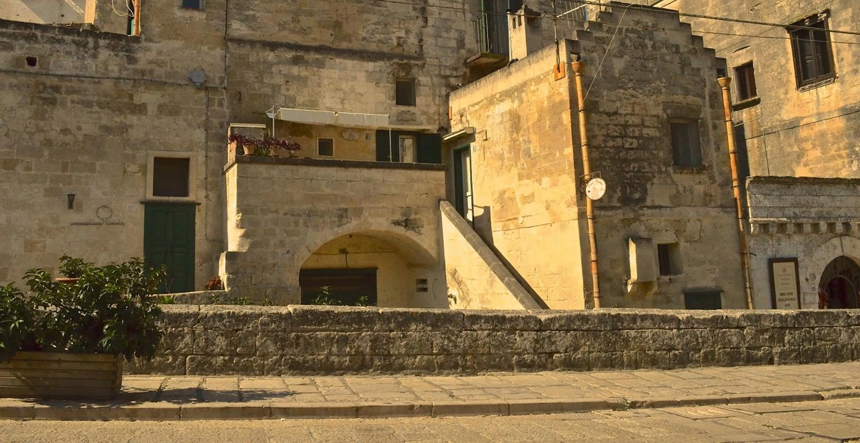Facade/entrance in Casa Contini