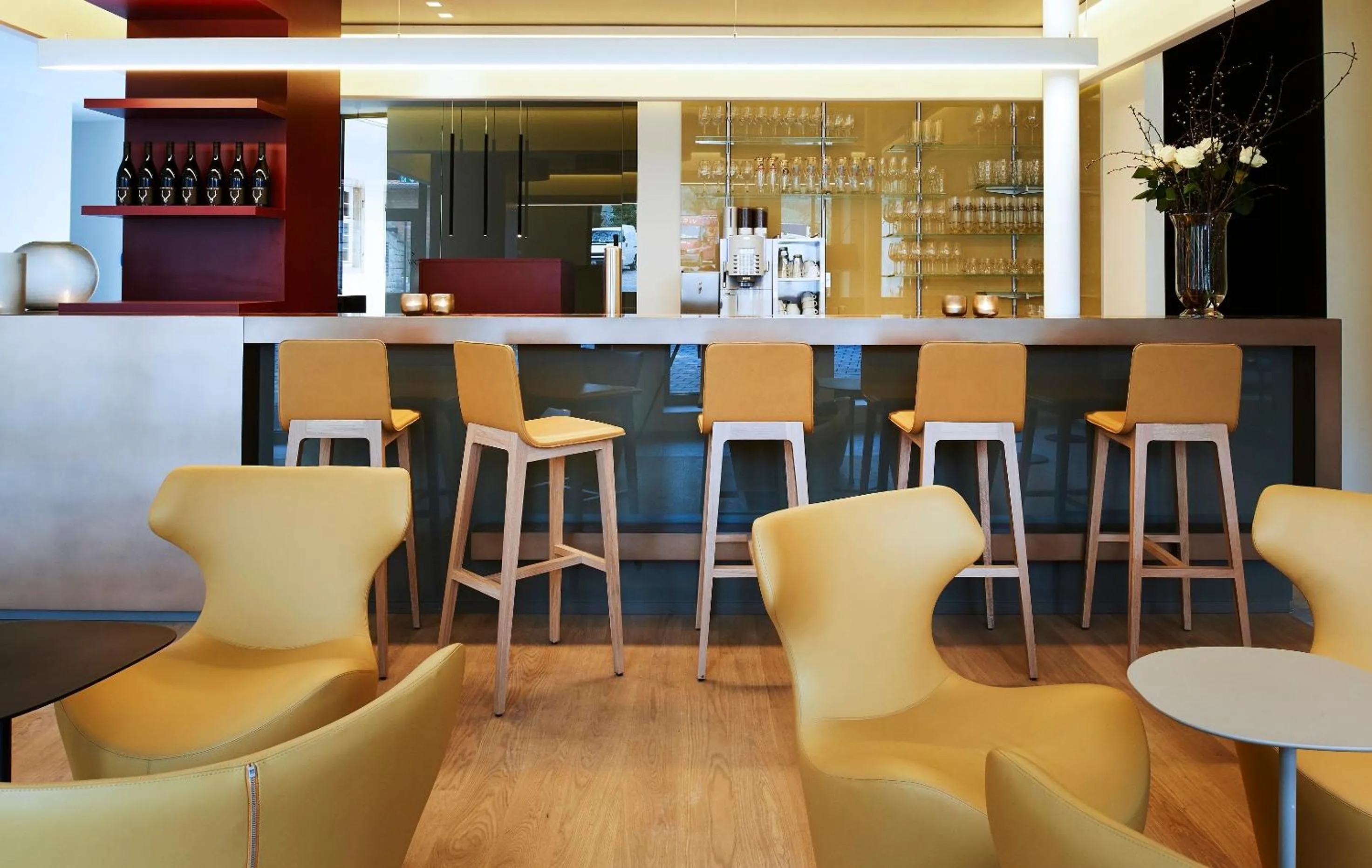 Lounge or bar in Weinhaus Henninger