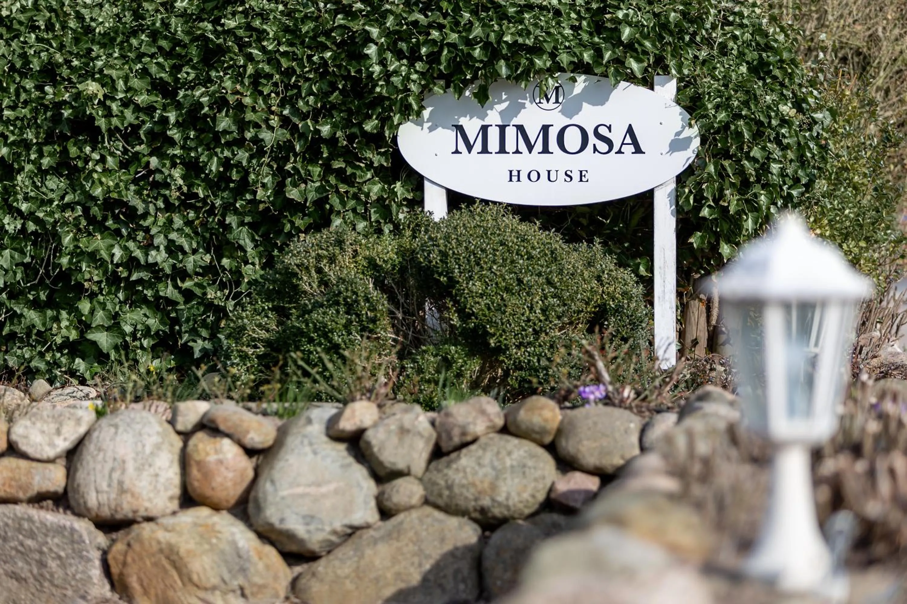 Logo/Certificate/Sign in Mimosa House