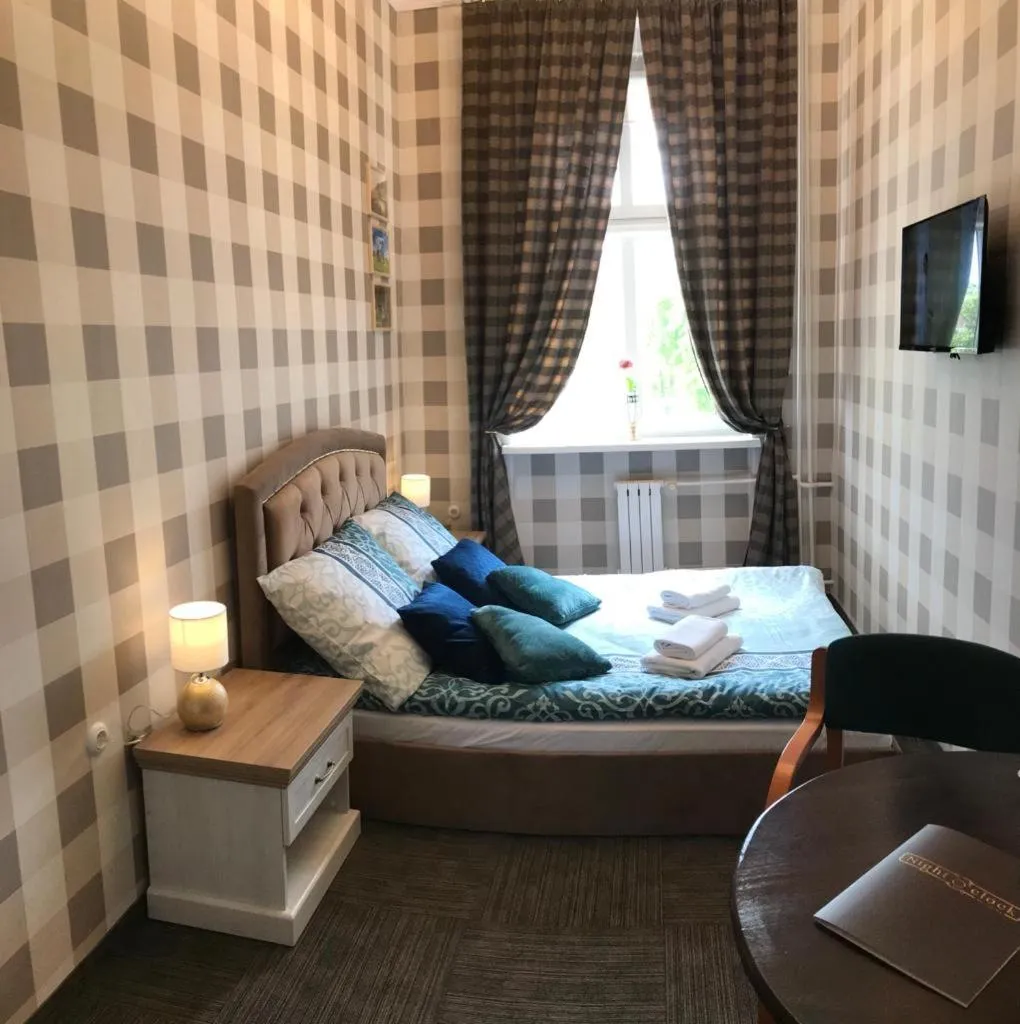 Photo of the whole room, Bed in Hostel Night o'clock