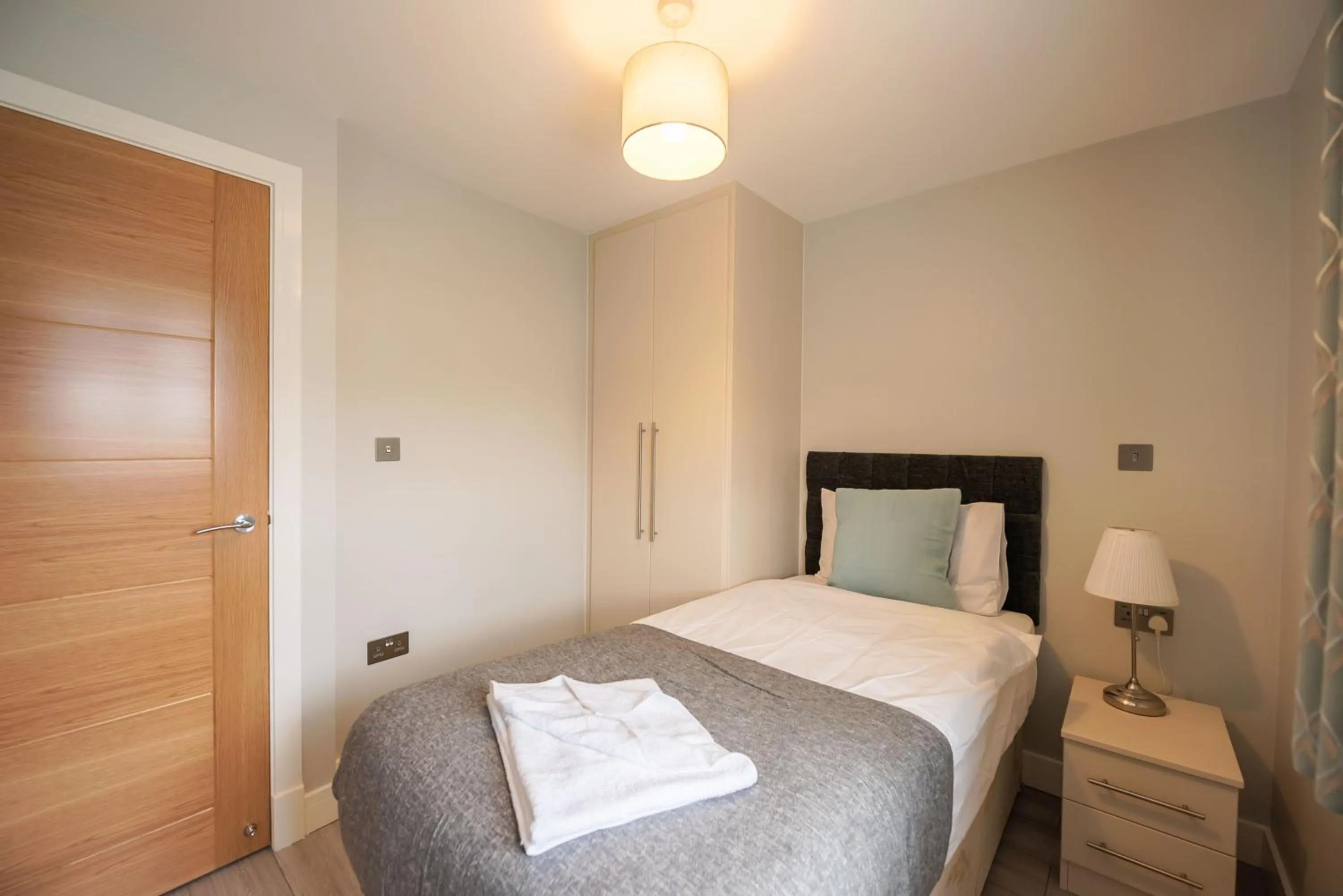 Bedroom, Bed in Headley House