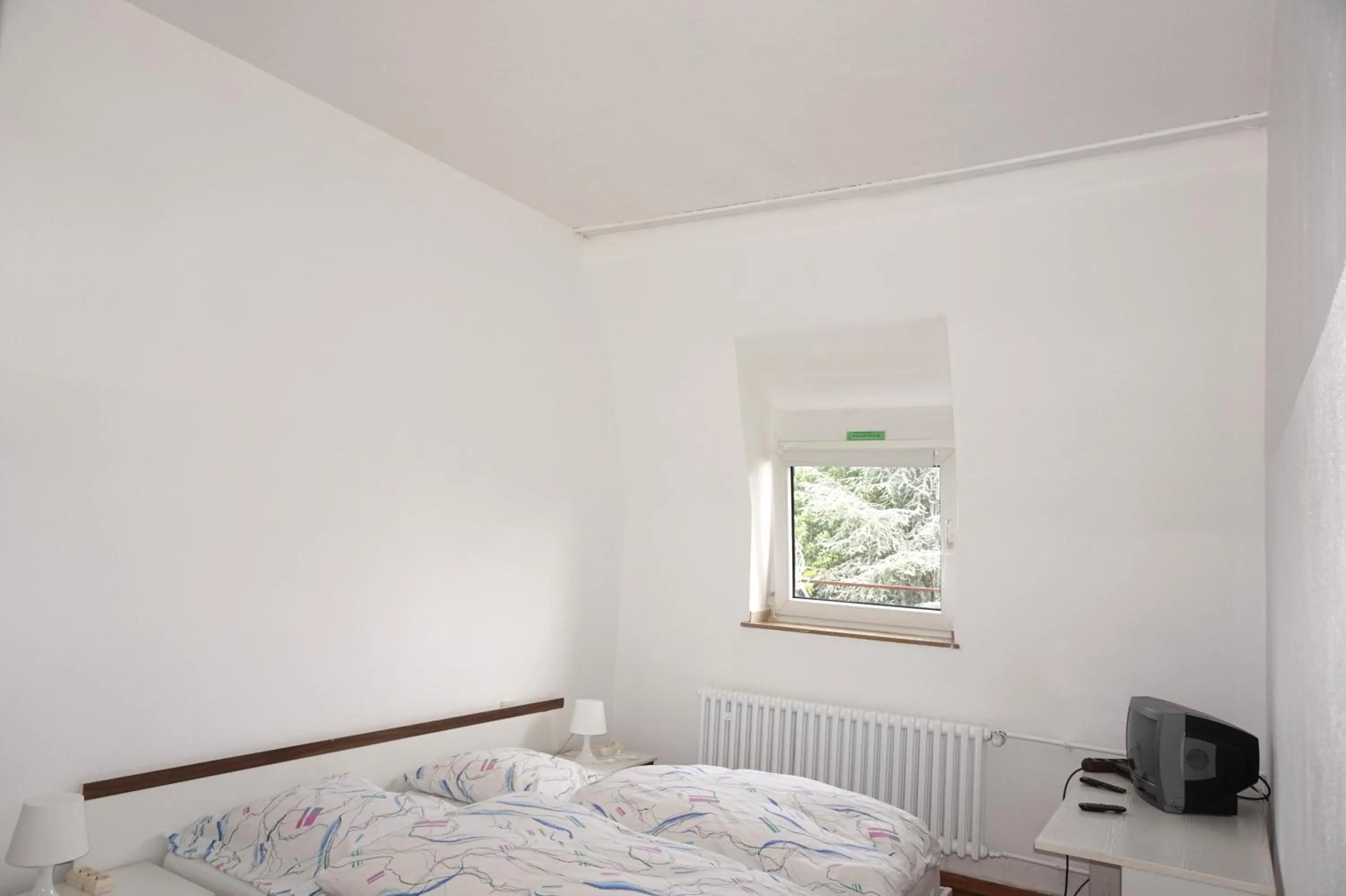 Photo of the whole room, Bed in Artus Hotel