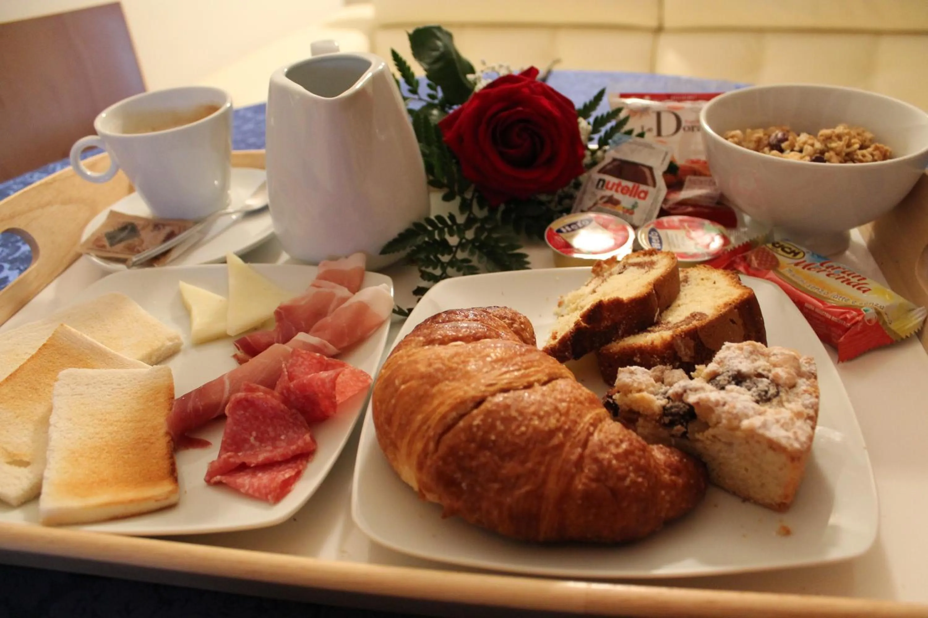 Italian breakfast in Freedom Love B&B
