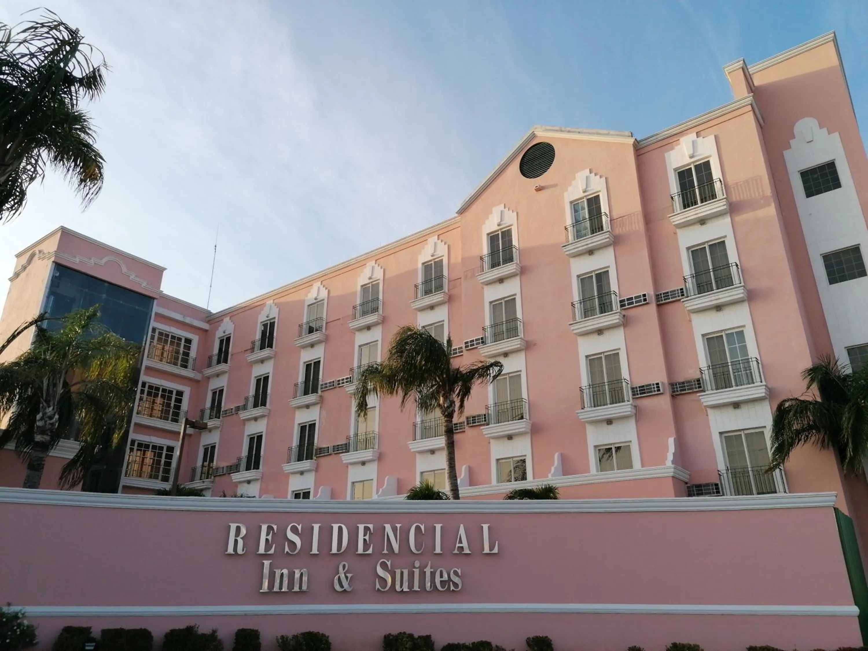 Property building in Residencial Inn & Suites