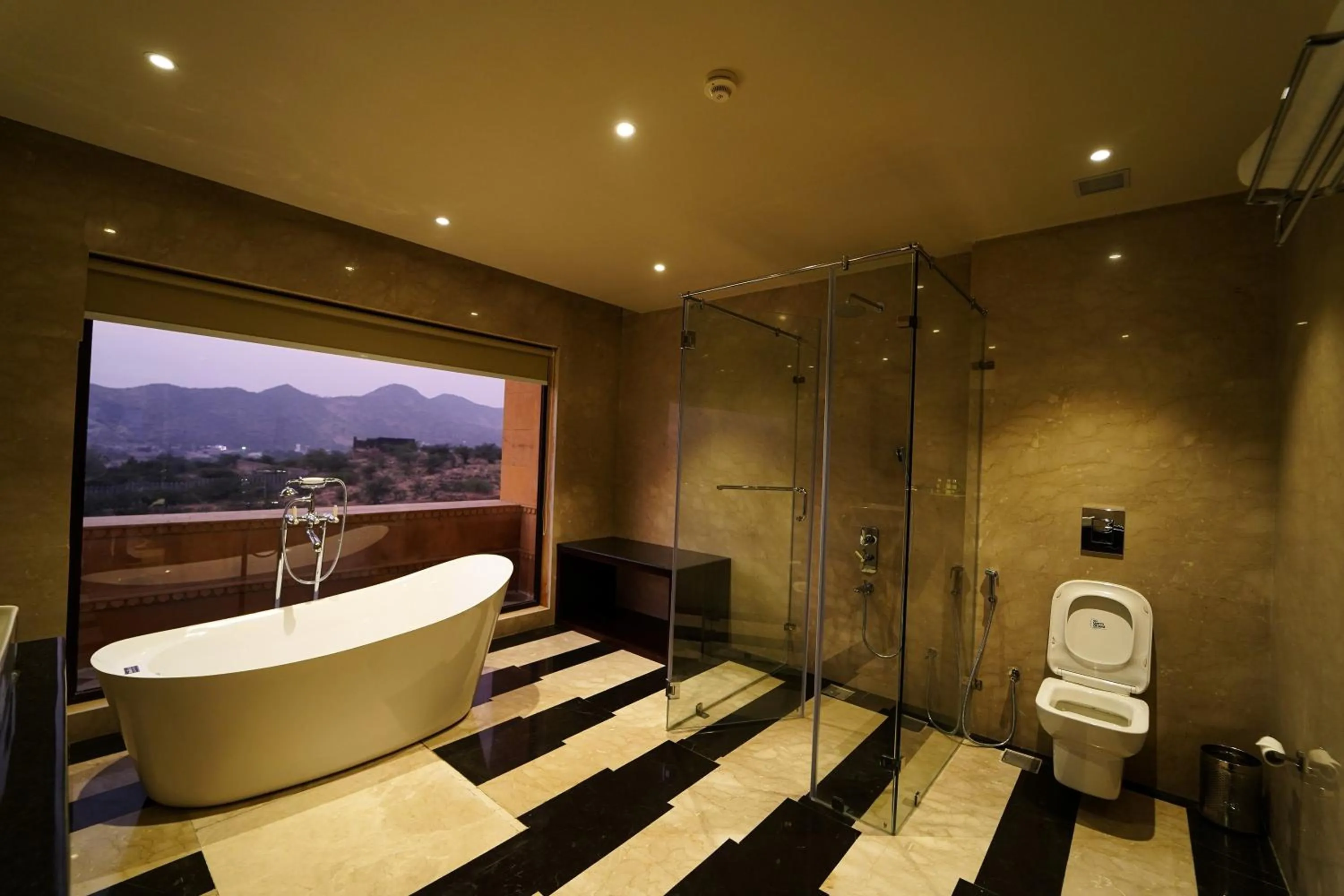 Bathroom in Sahdev Bagh