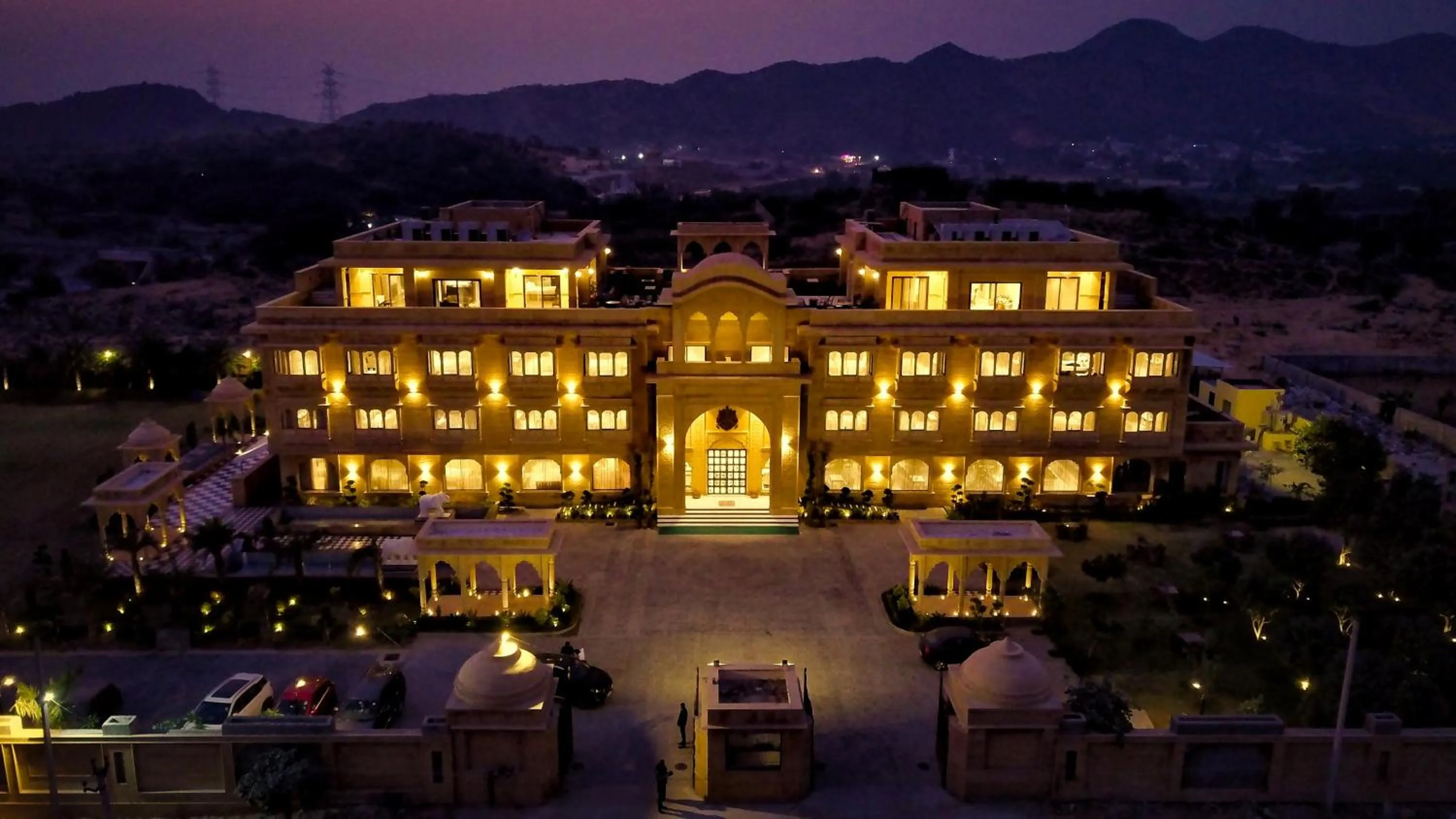 Property building in Sahdev Bagh