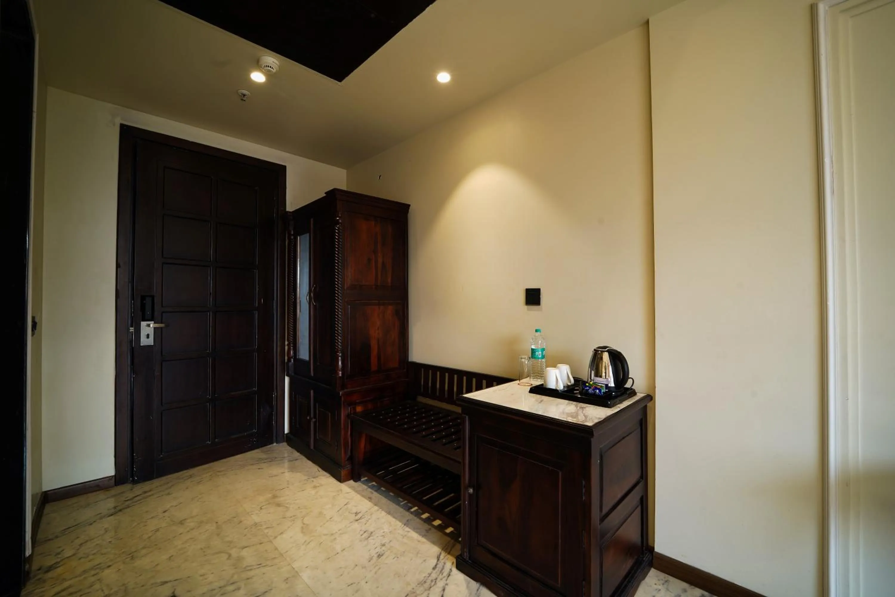 Coffee/tea facilities in Sahdev Bagh