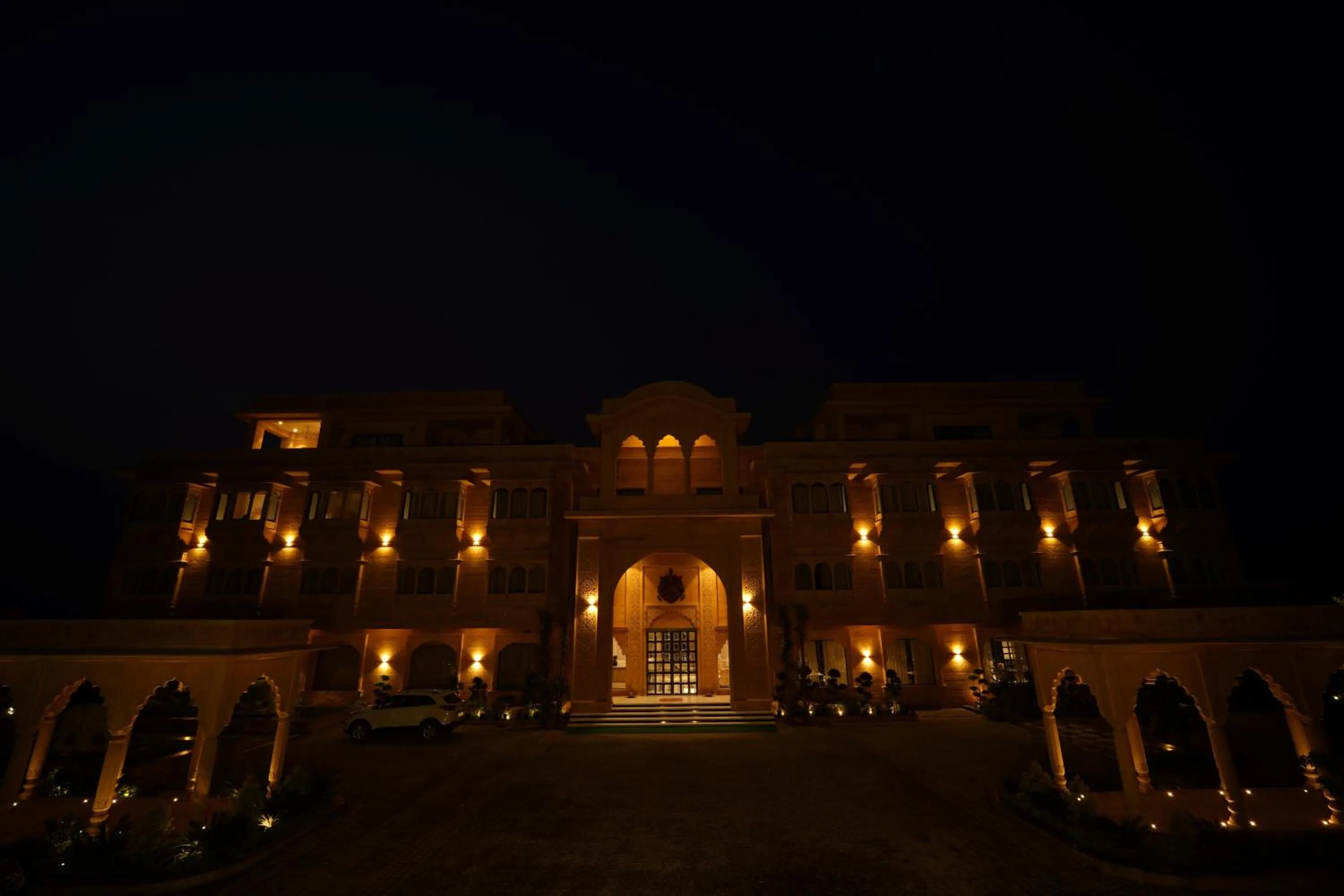 Property building in Sahdev Bagh