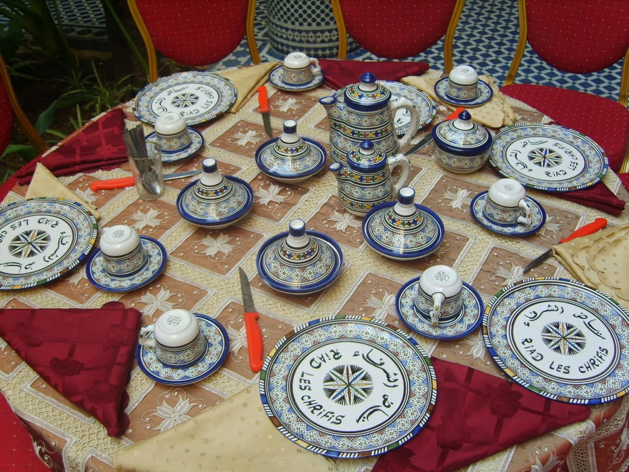 Restaurant/places to eat in Riad Les Chrifis Navette Aéroport 24 sur 24