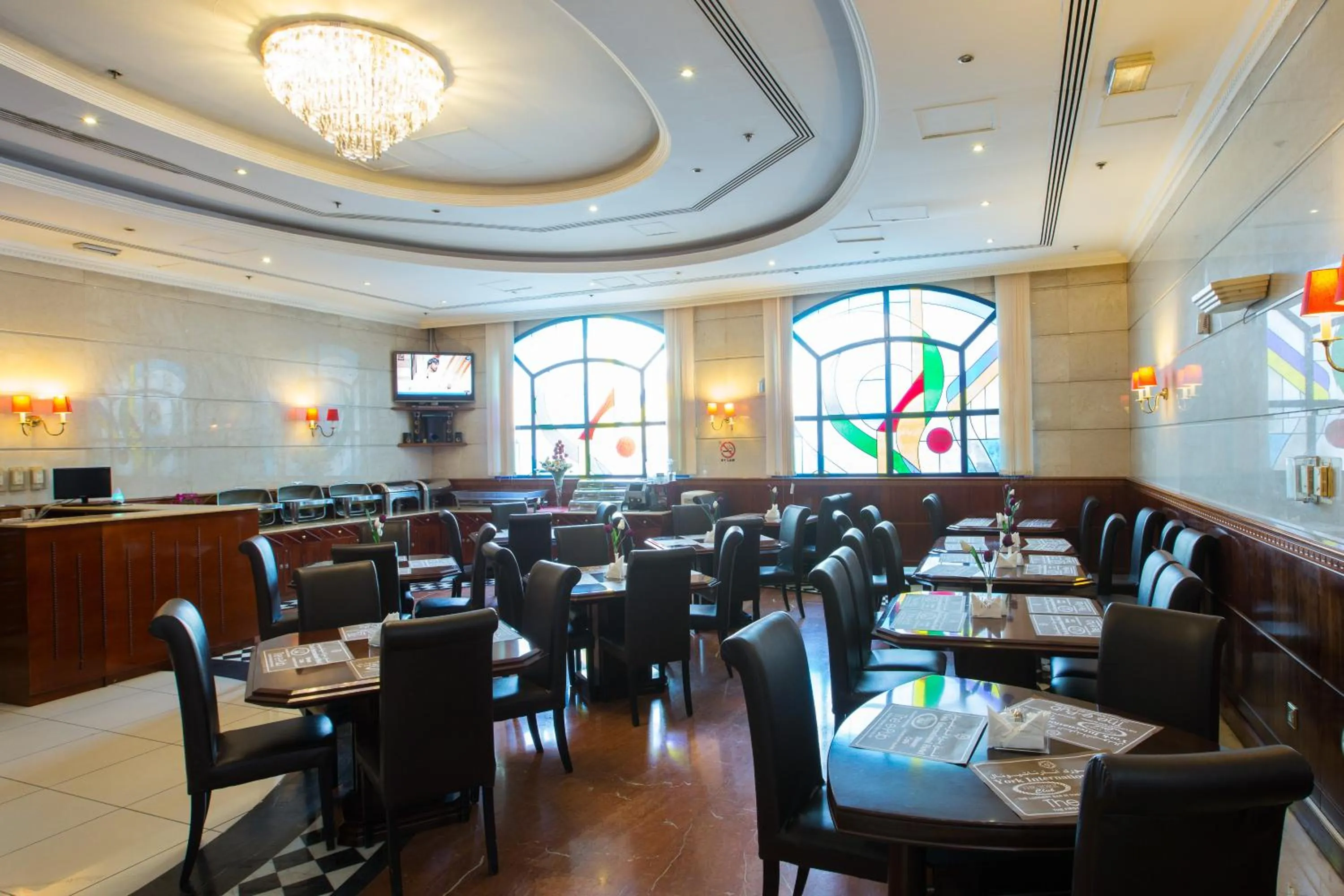 Restaurant/places to eat in York International Hotel