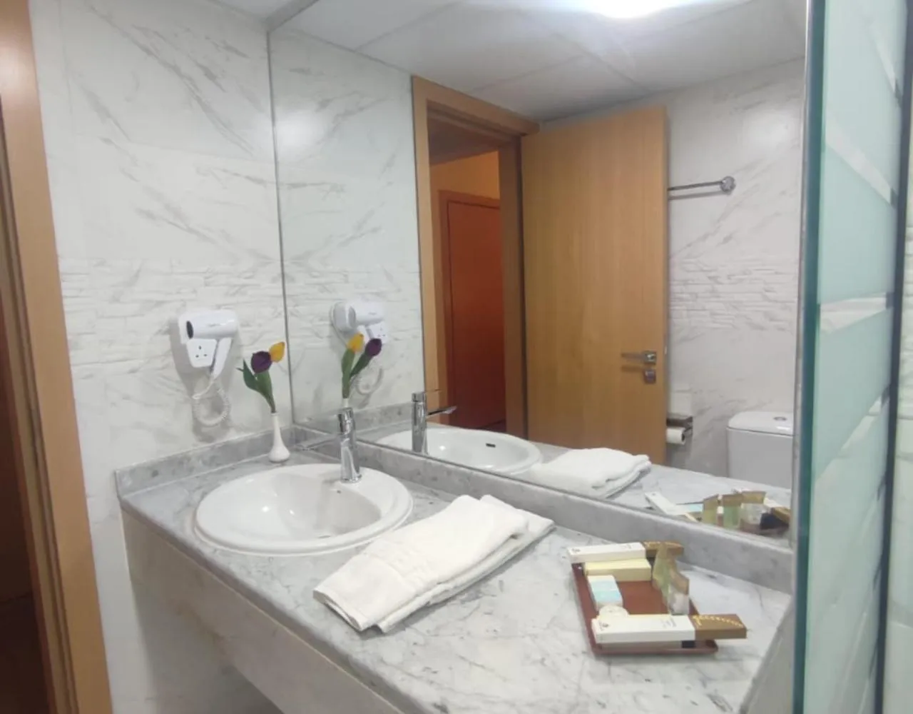 Bathroom in York International Hotel