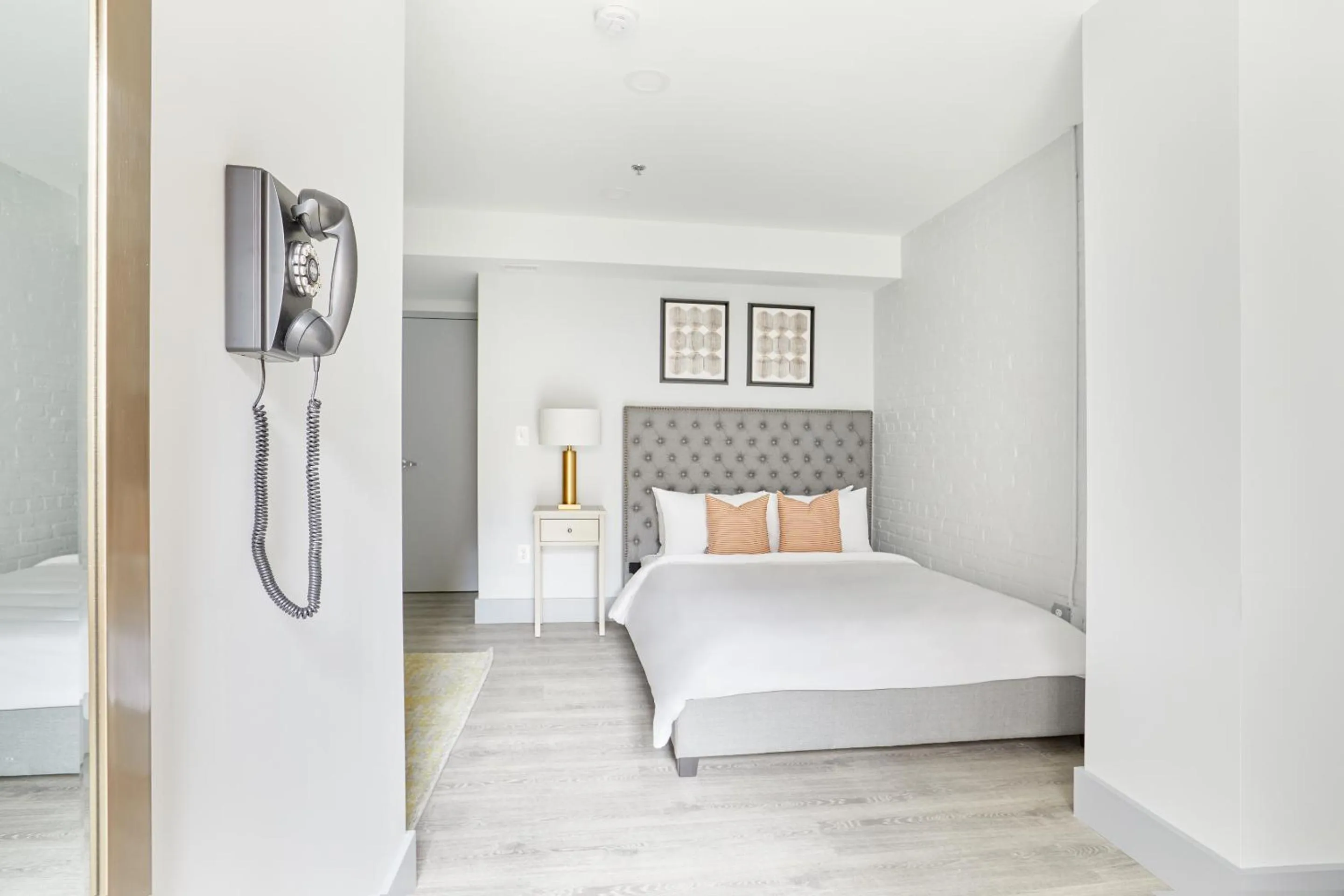 Bed in Sonder The Grace