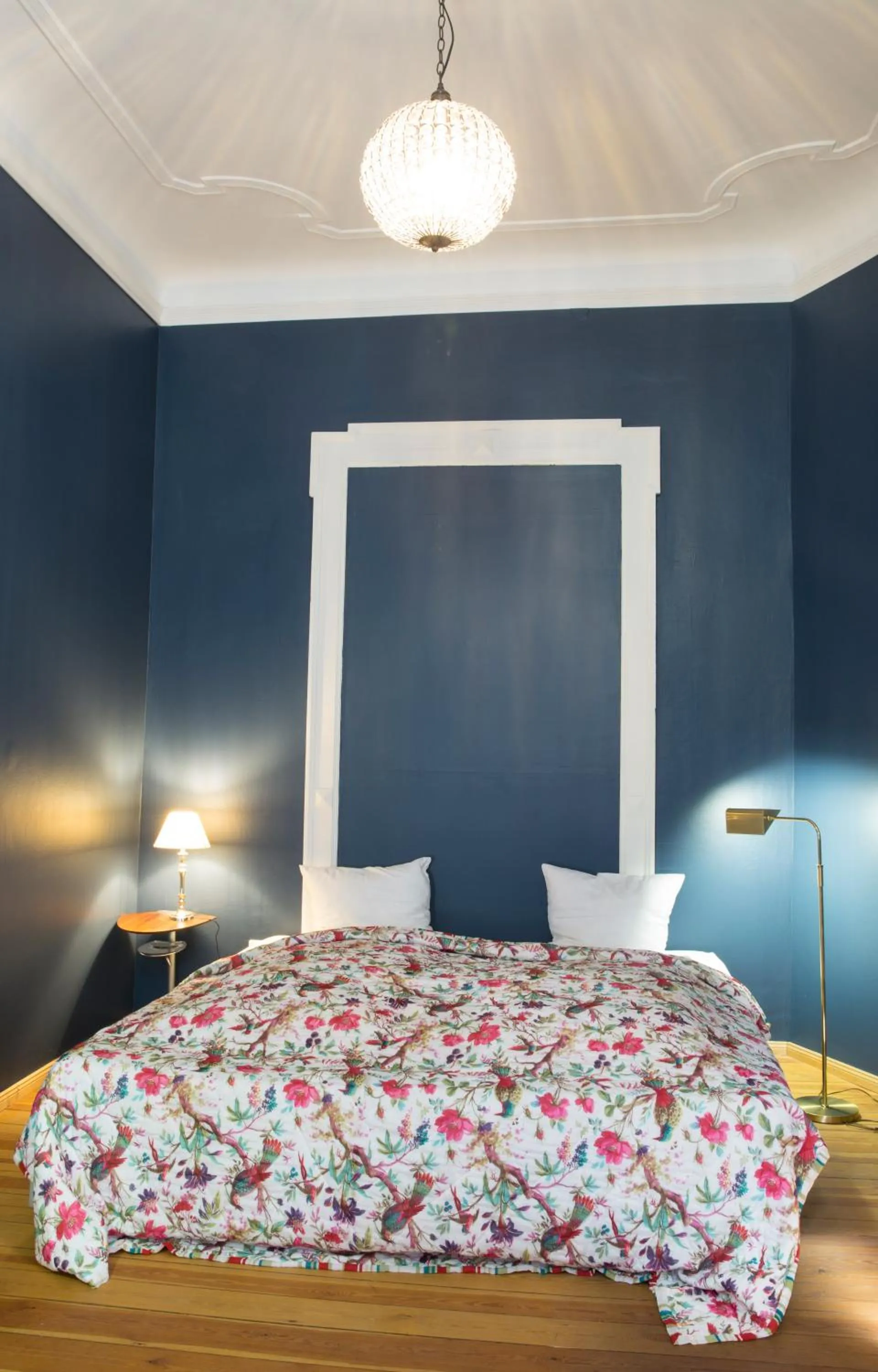 Bed in Hotel Art Nouveau am Kurfürstendamm