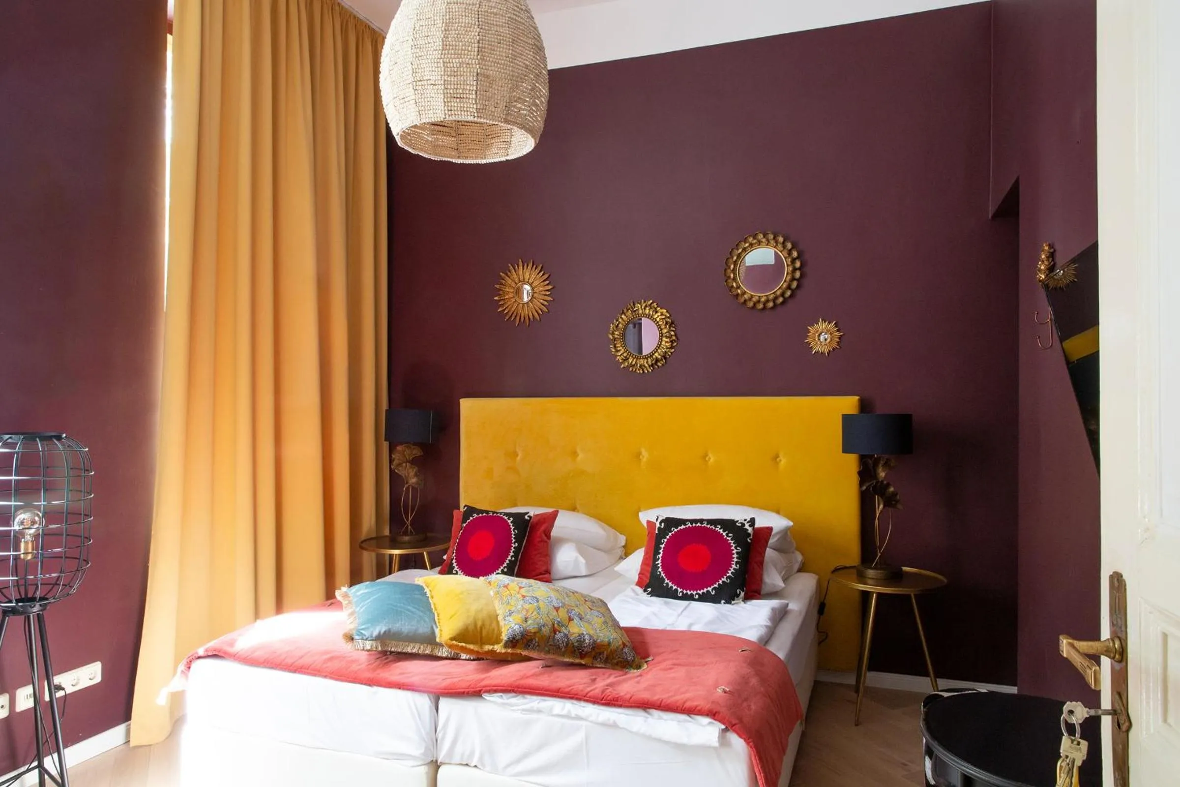 Bedroom, Bed in Hotel Art Nouveau am Kurfürstendamm