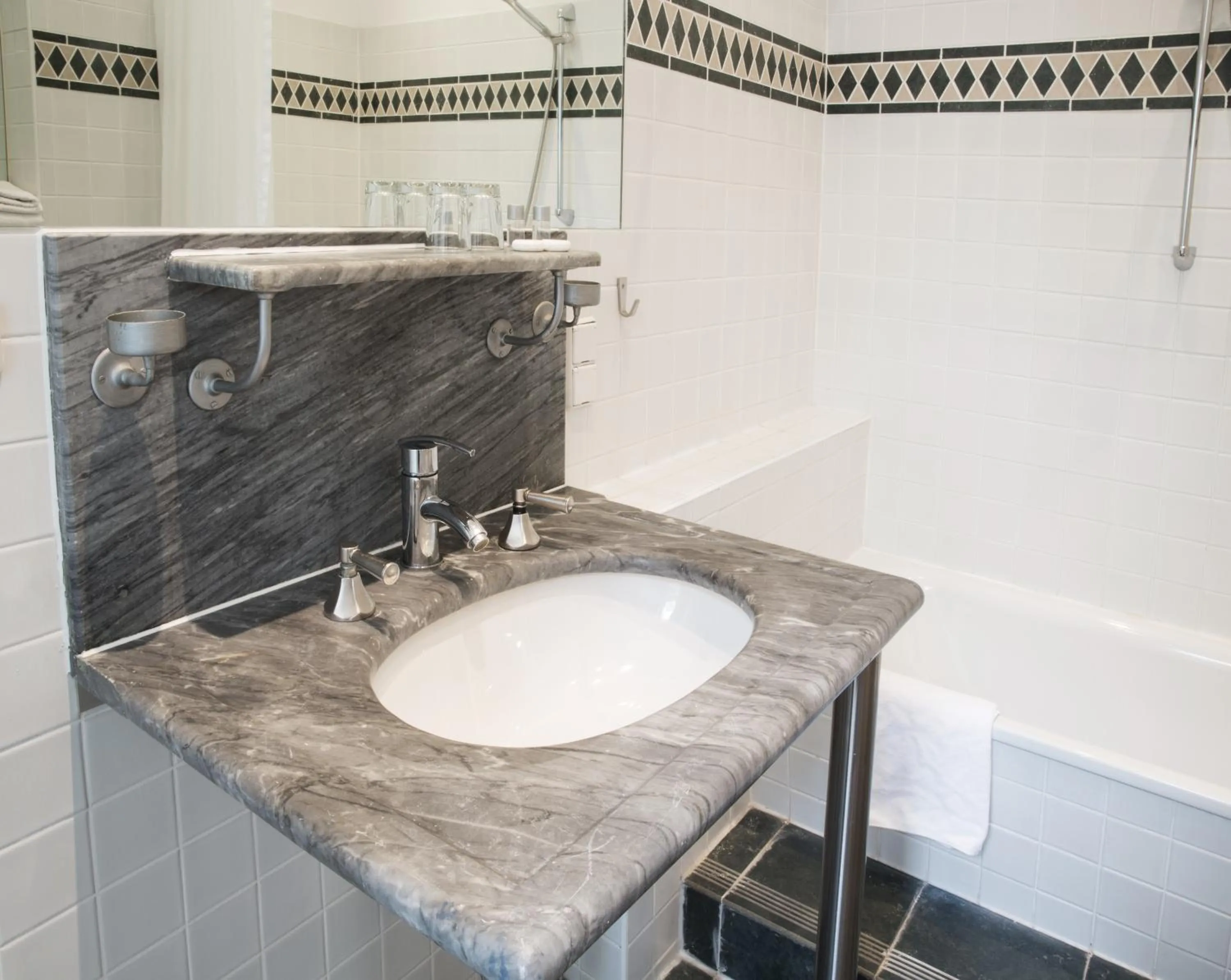 Bathroom in Hotel Art Nouveau am Kurfürstendamm