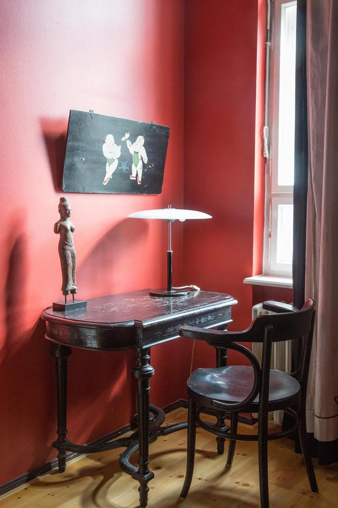 hair dresser in Hotel Art Nouveau am Kurfürstendamm