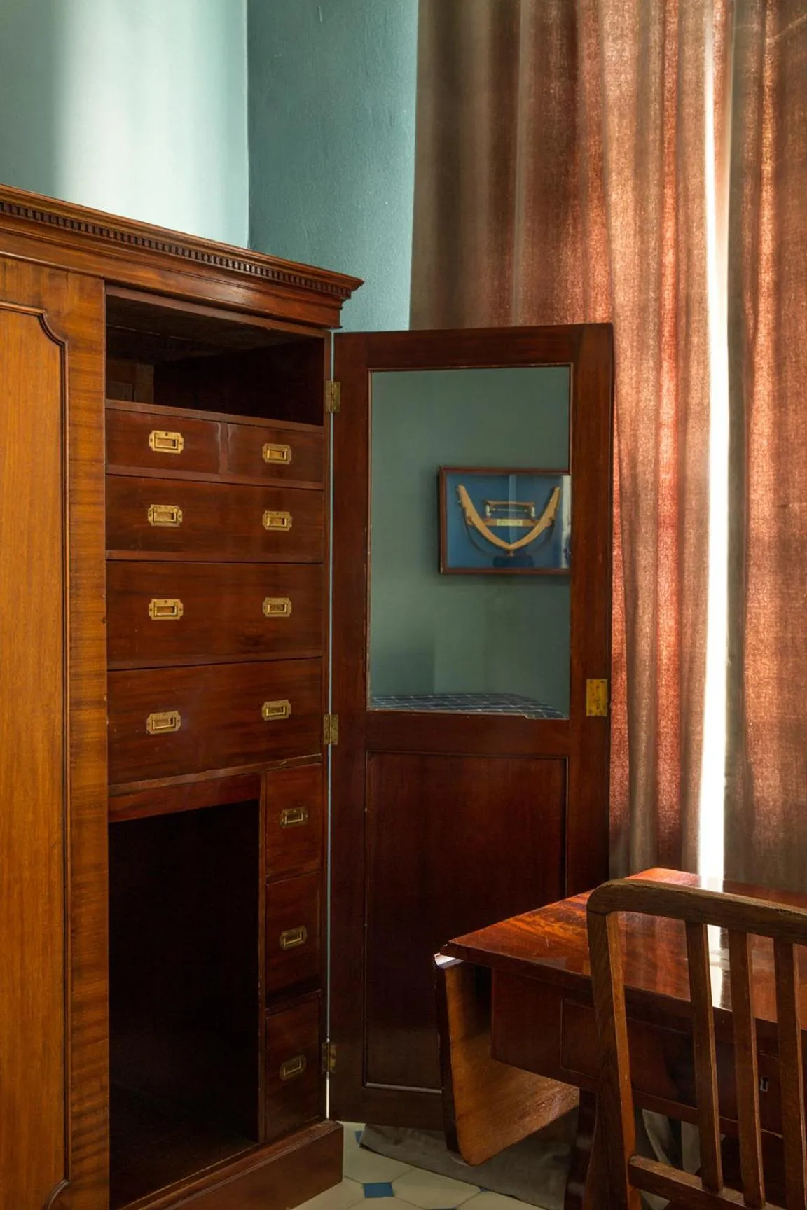 hair dresser in Hotel Art Nouveau am Kurfürstendamm