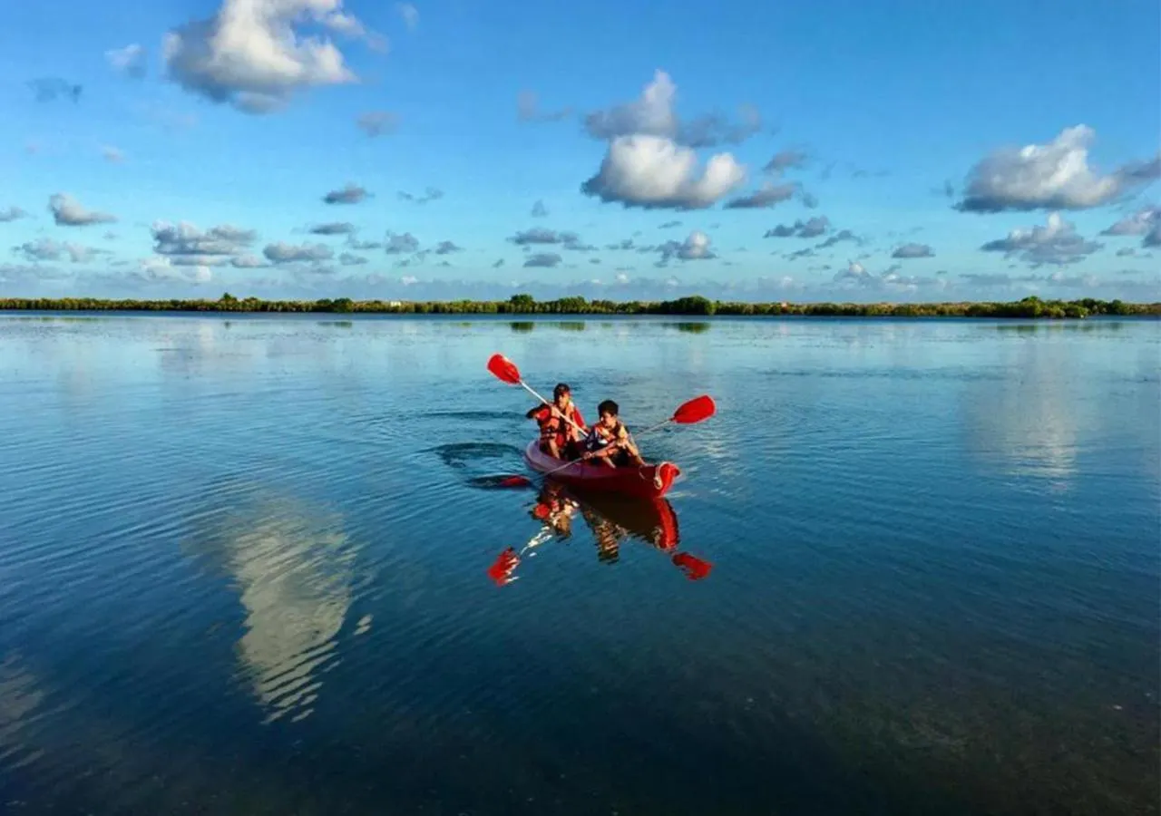 Day in The Blue Lagoon Resort Kalpitiya