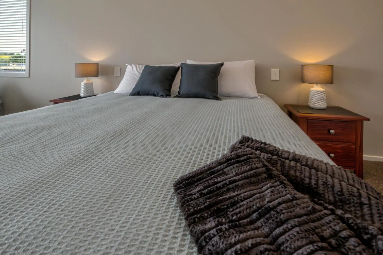 Bed in Annies on Milford