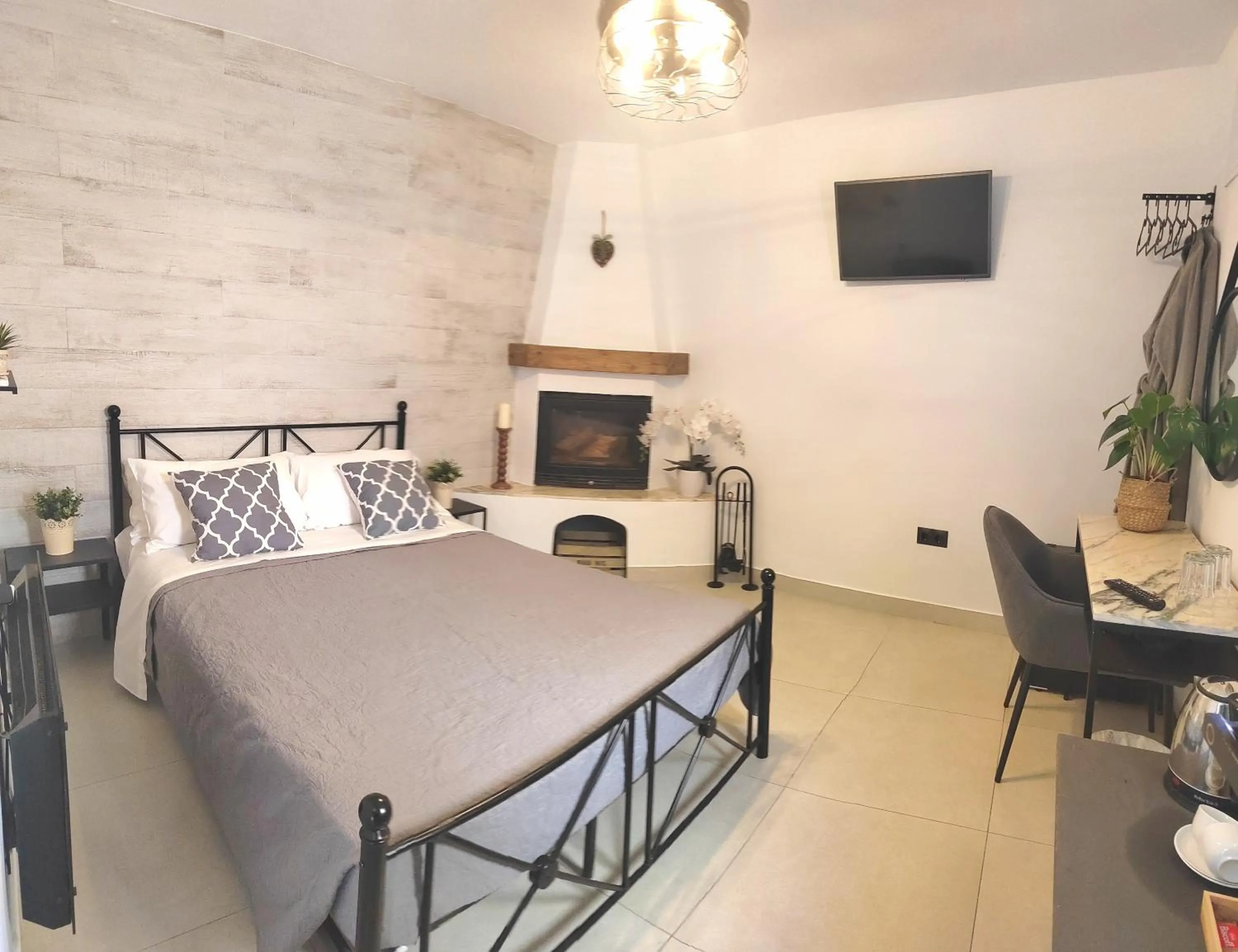 Bed in Villa Otivar - Rio Verde