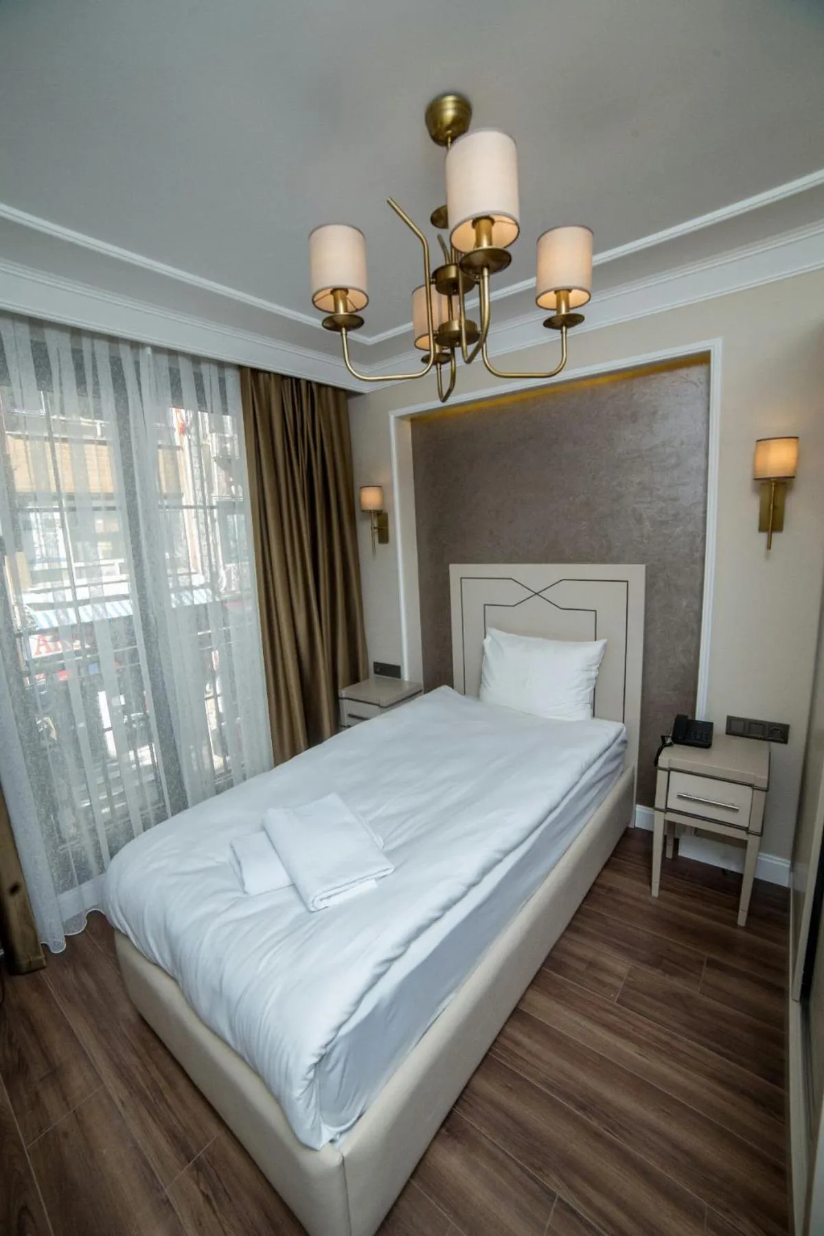 Bed in The Charm Hotel - Old City